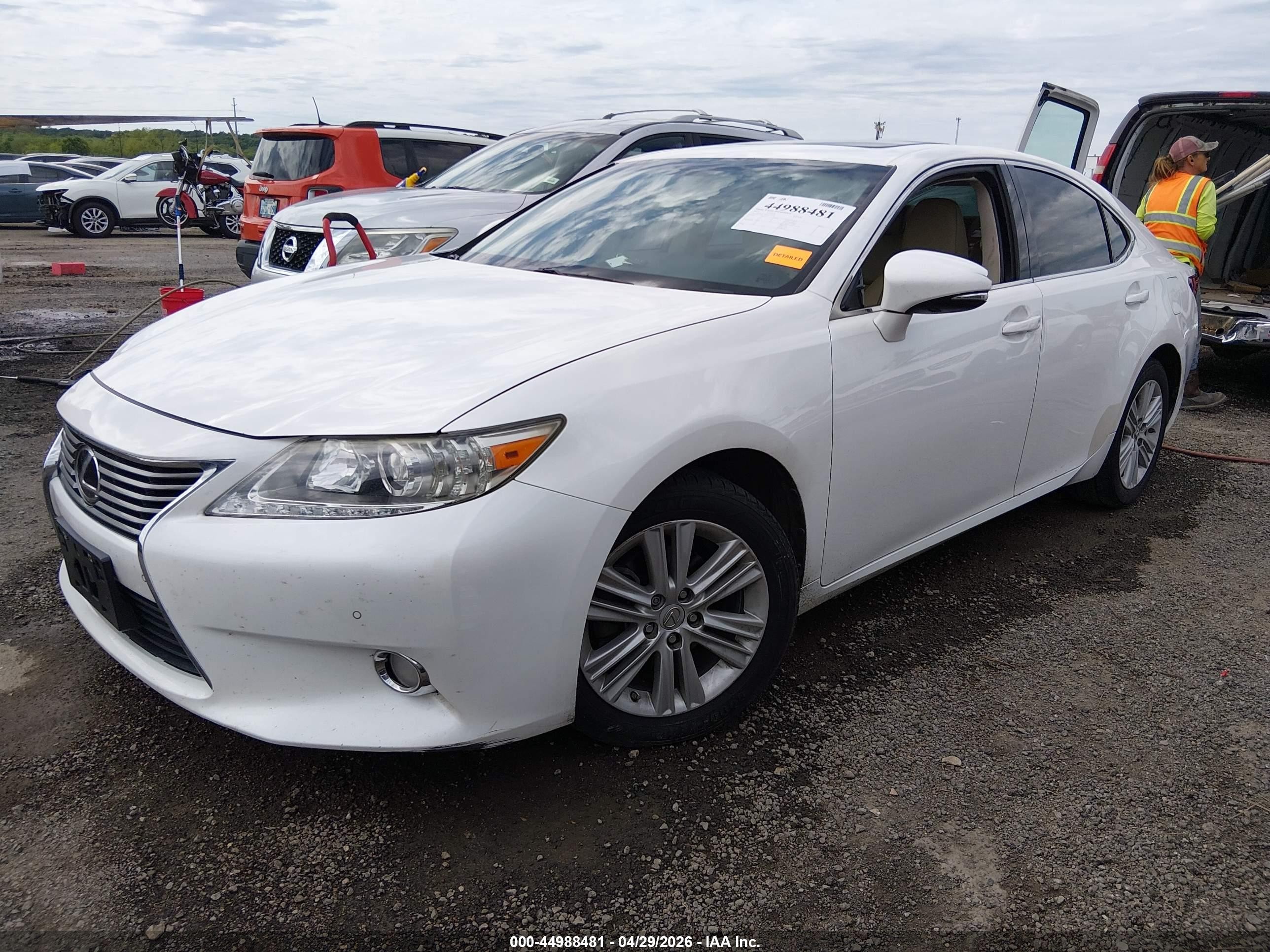 2015 Lexus Es 350 White vin: JTHBK1GG8F2172753