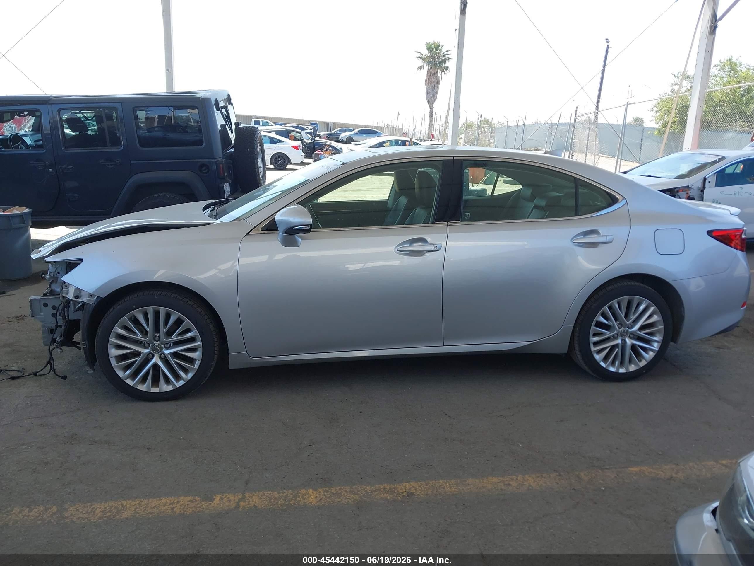 2015 Lexus Es 350   Silver vin: JTHBK1GG8F2183221