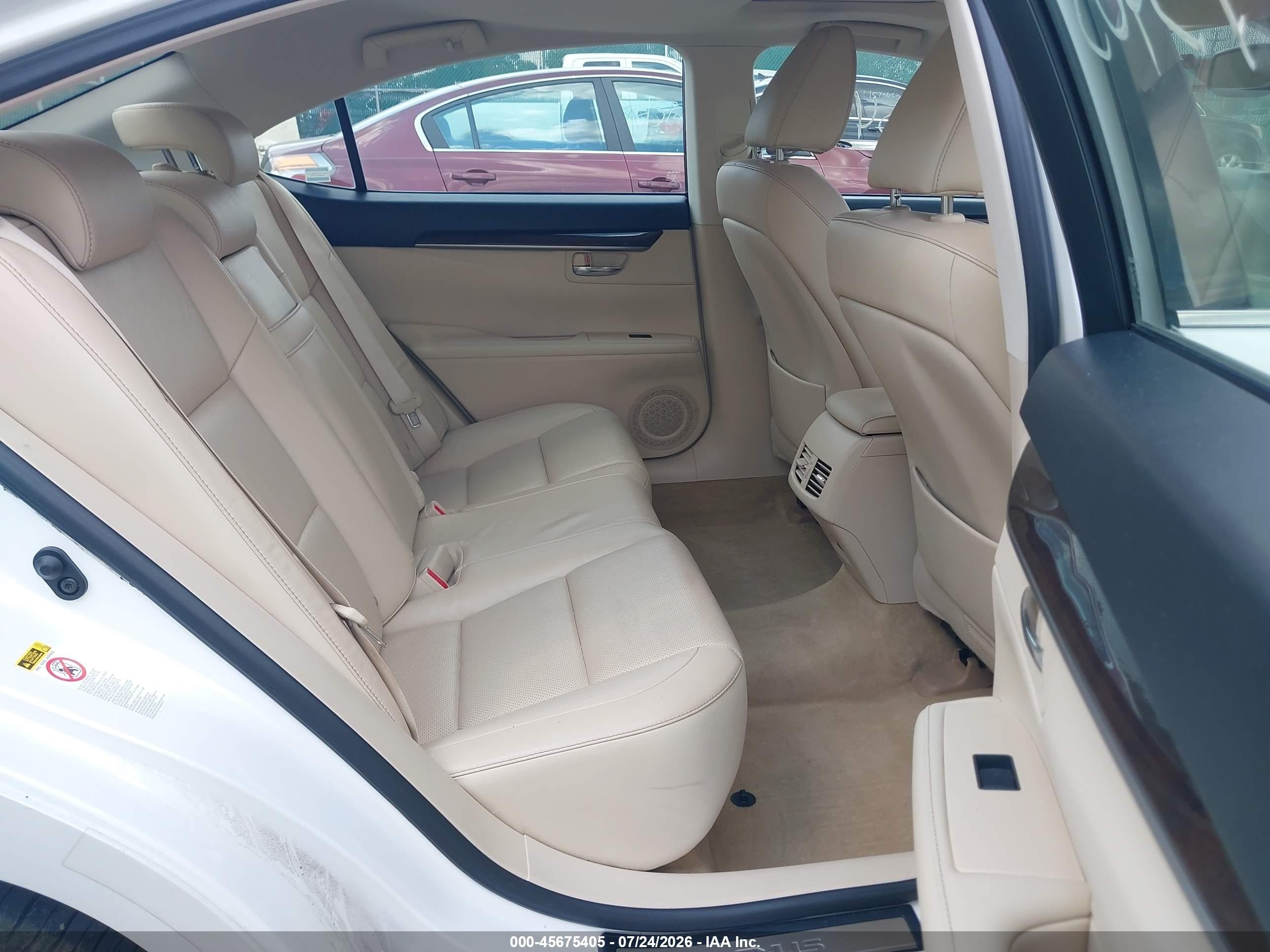 2015 Lexus Es 350   Белый vin: JTHBK1GG8F2198589