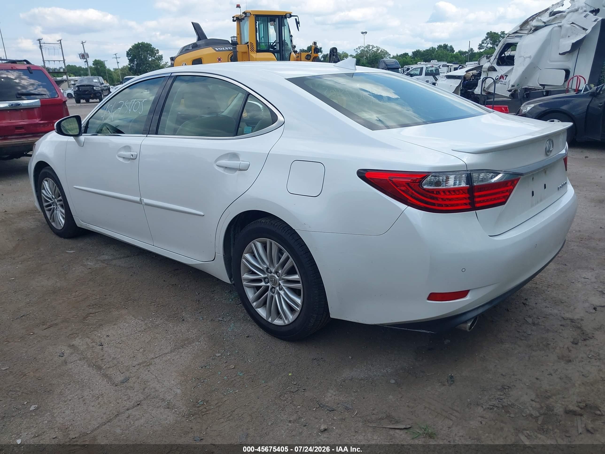 2015 Lexus Es 350   Белый vin: JTHBK1GG8F2198589