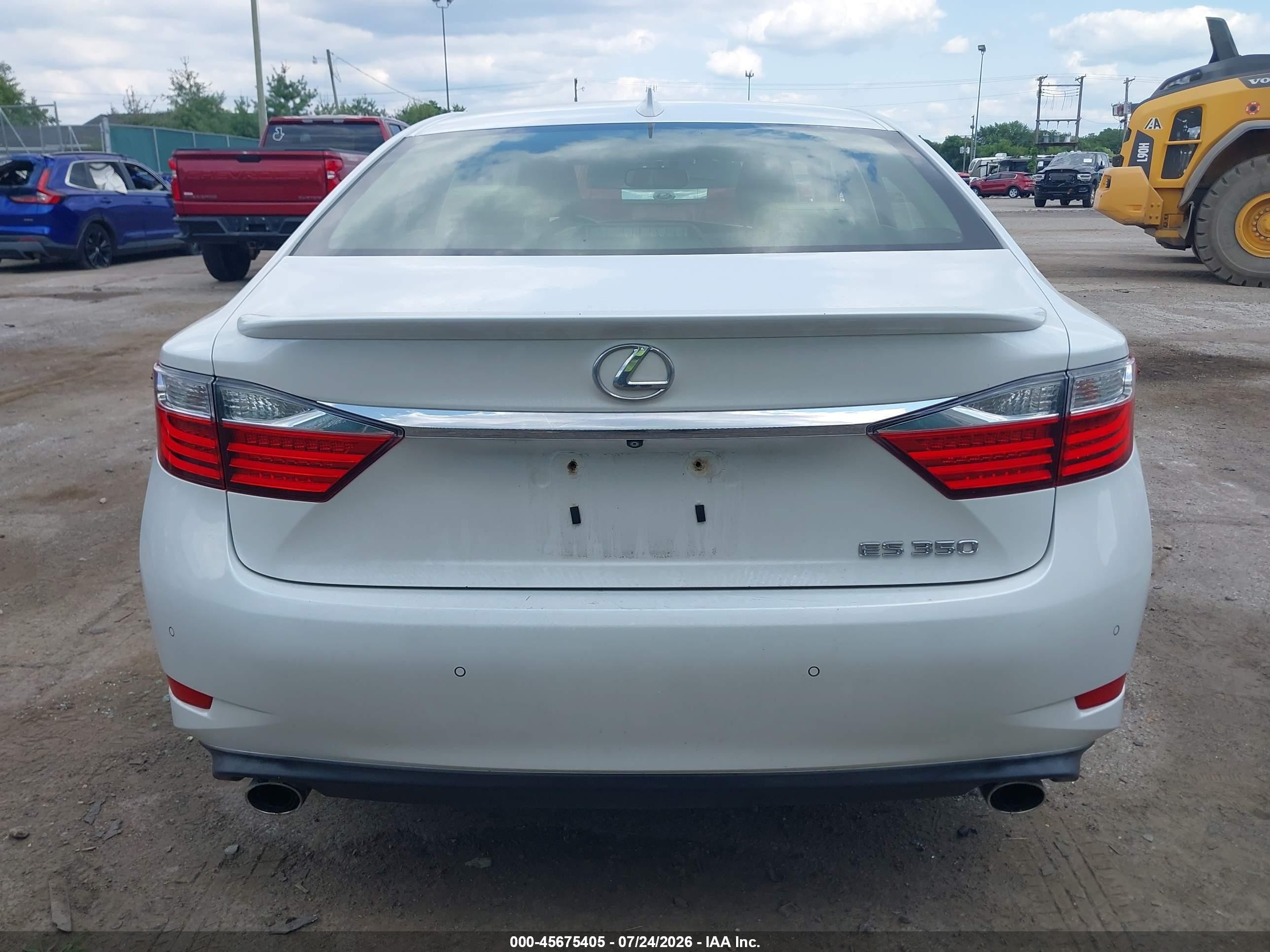 2015 Lexus Es 350   Белый vin: JTHBK1GG8F2198589