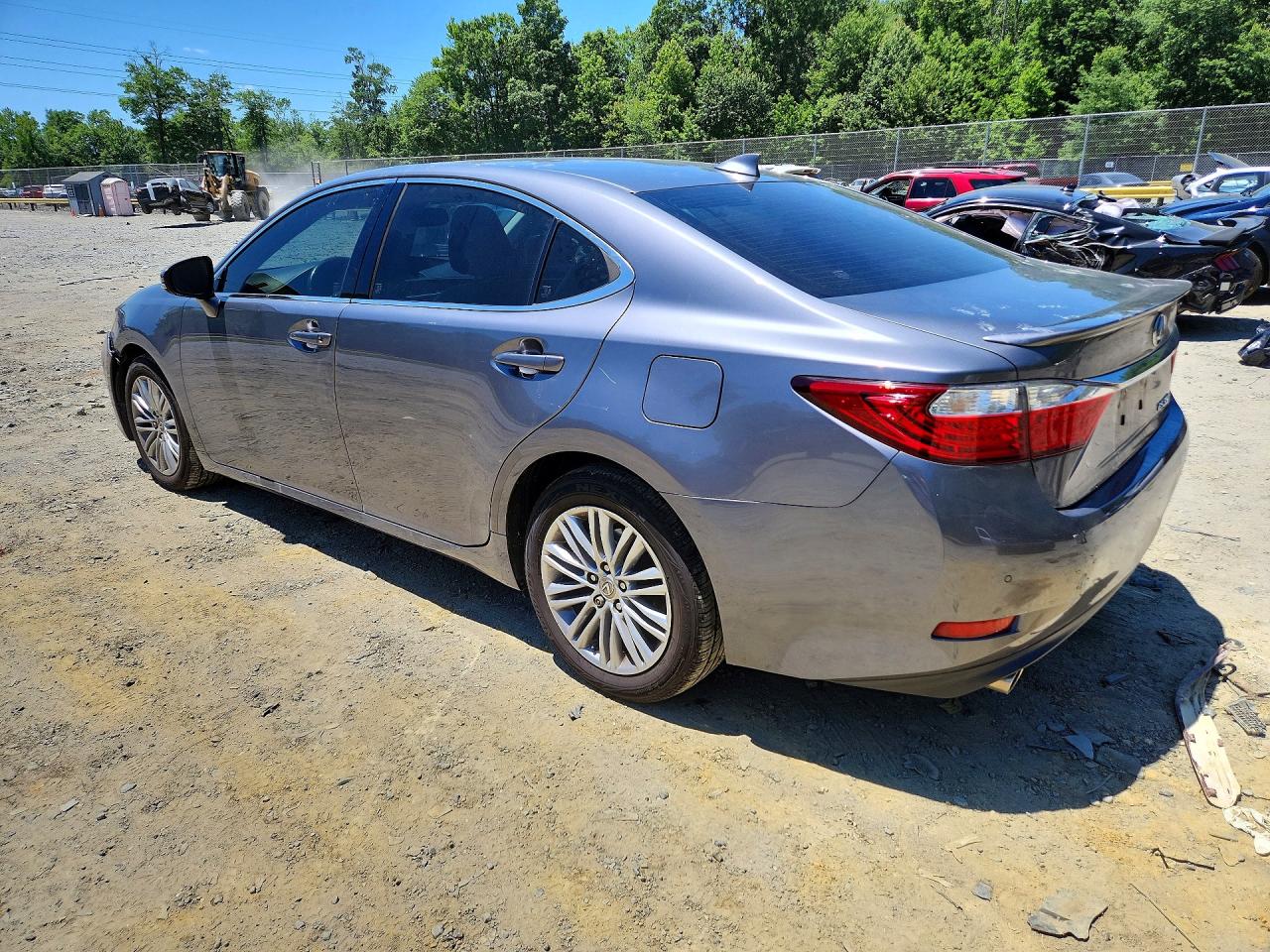 2015 Lexus Es 350 Серебряный vin: JTHBK1GG8F2200700