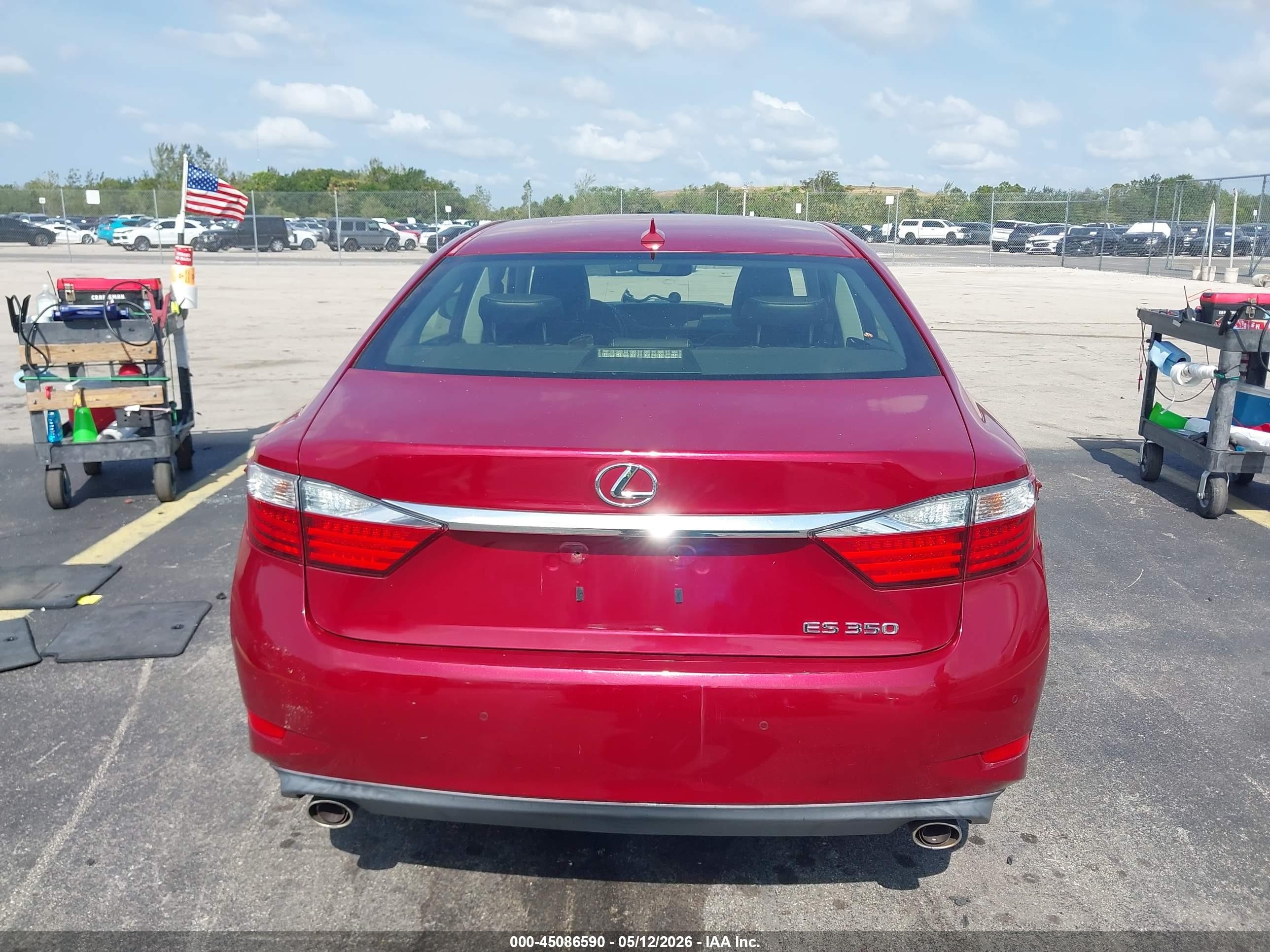 2013 Lexus Es 350 Red vin: JTHBK1GG9D2007243