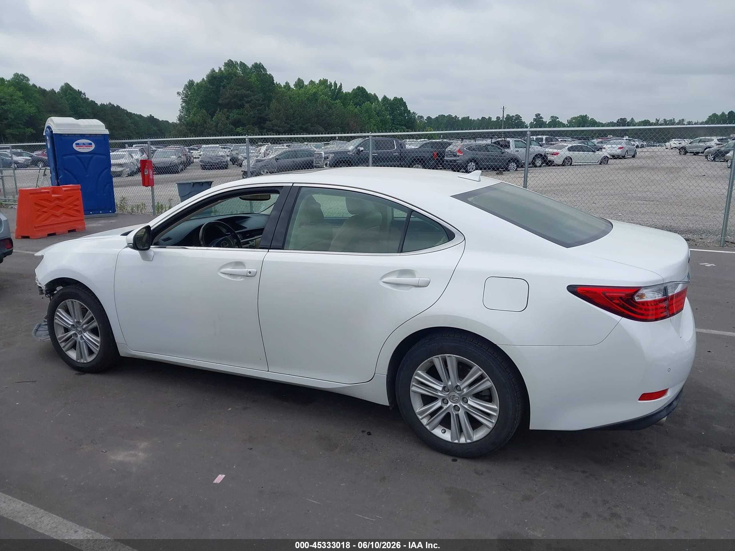 2013 Lexus Es 350   White vin: JTHBK1GG9D2017299