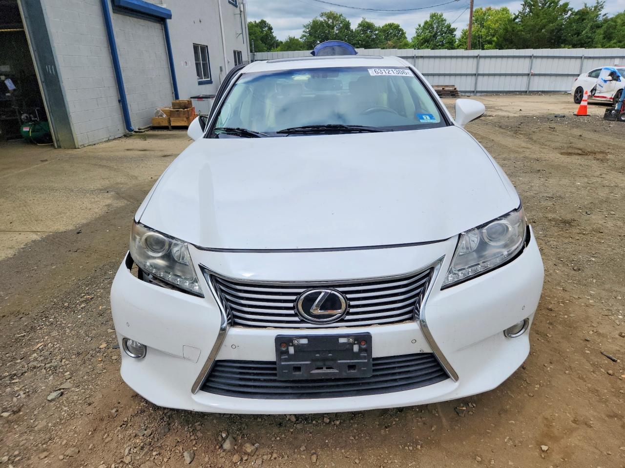 2013 Lexus Es 350 White vin: JTHBK1GG9D2036757