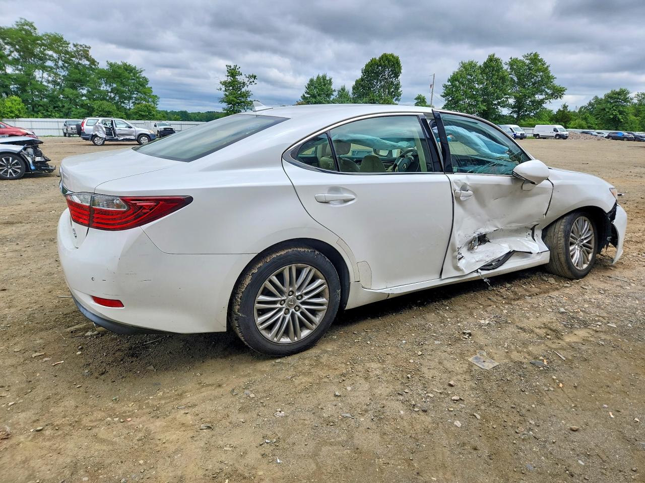 2013 Lexus Es 350 White vin: JTHBK1GG9D2036757