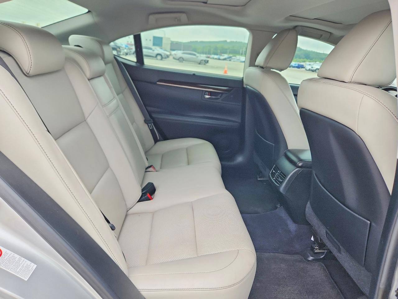 2013 Lexus Es 350 Silver vin: JTHBK1GG9D2040601