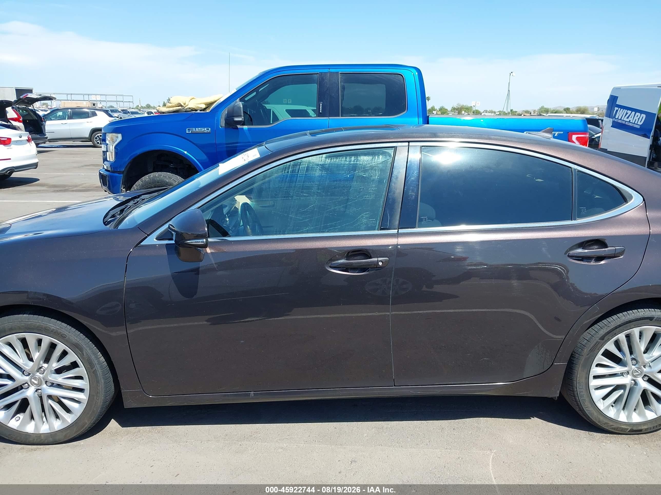 2013 Lexus Es 350   Maroon vin: JTHBK1GG9D2043756