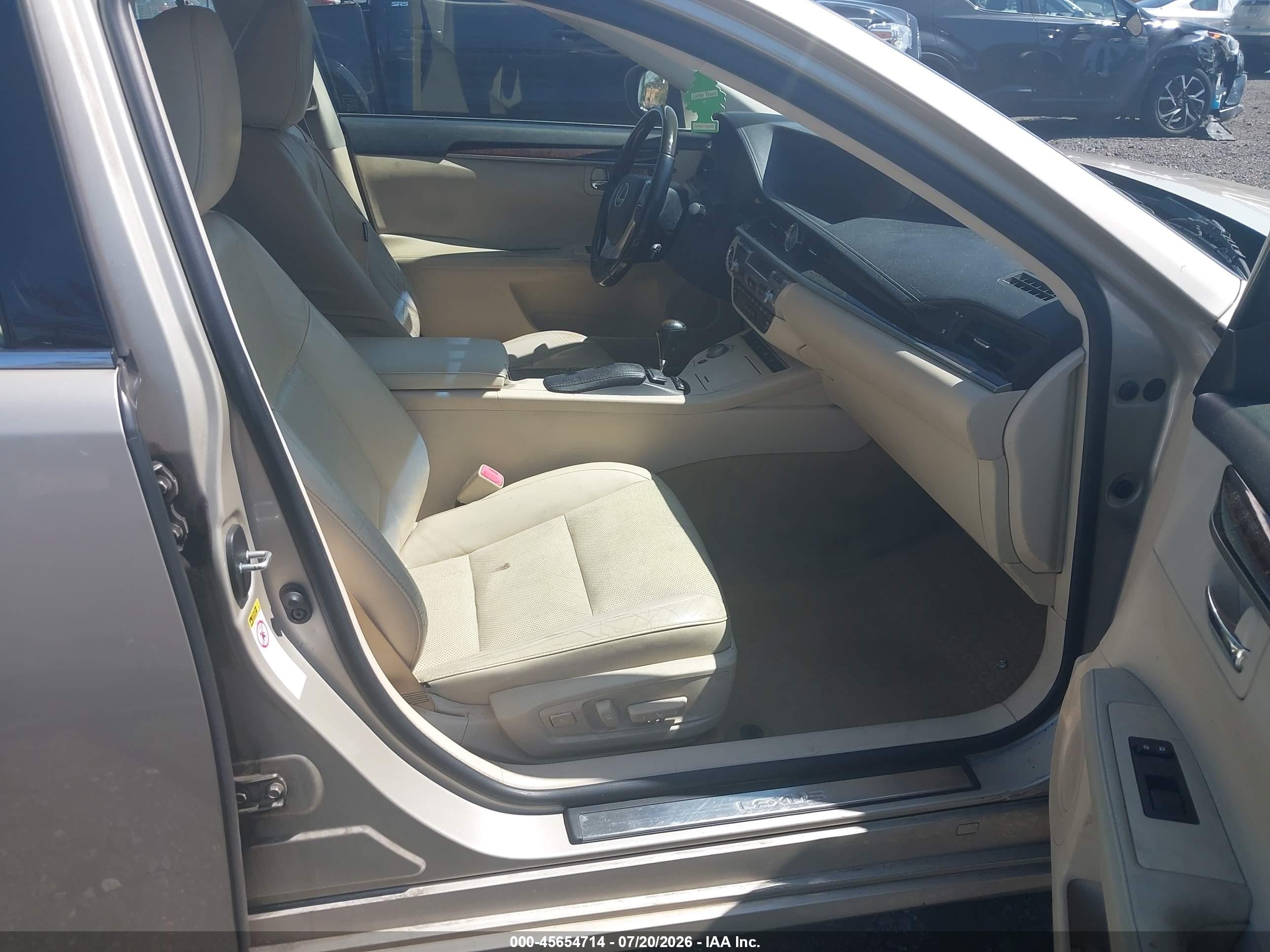 2013 Lexus Es 350   Бежевый vin: JTHBK1GG9D2067362