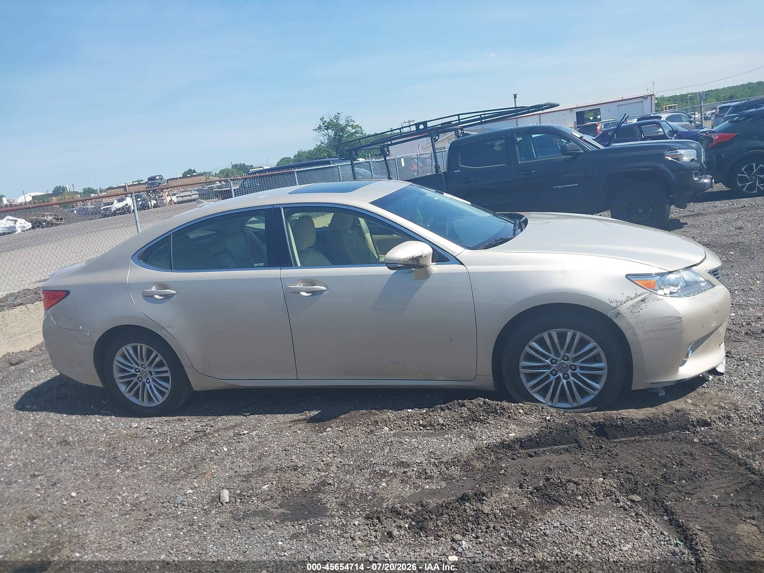 2013 Lexus Es 350   Бежевый vin: JTHBK1GG9D2067362