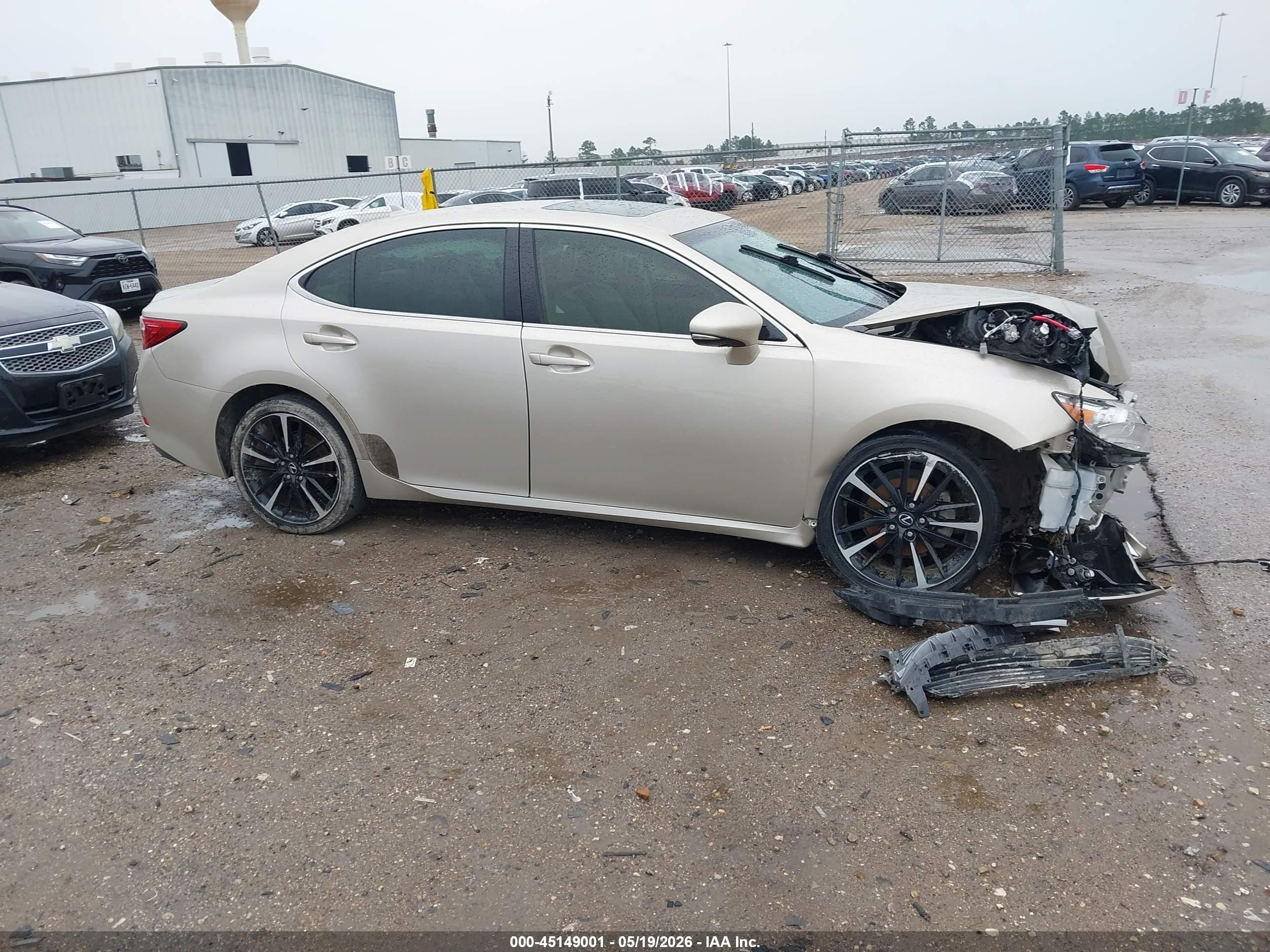 2013 Lexus Es 350   Gold vin: JTHBK1GG9D2073646