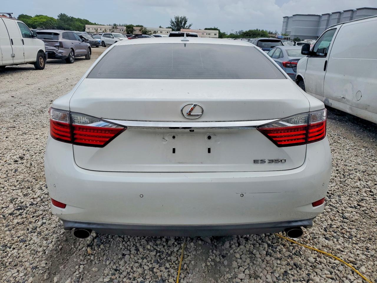 2013 Lexus Es 350 White vin: JTHBK1GG9D2082900