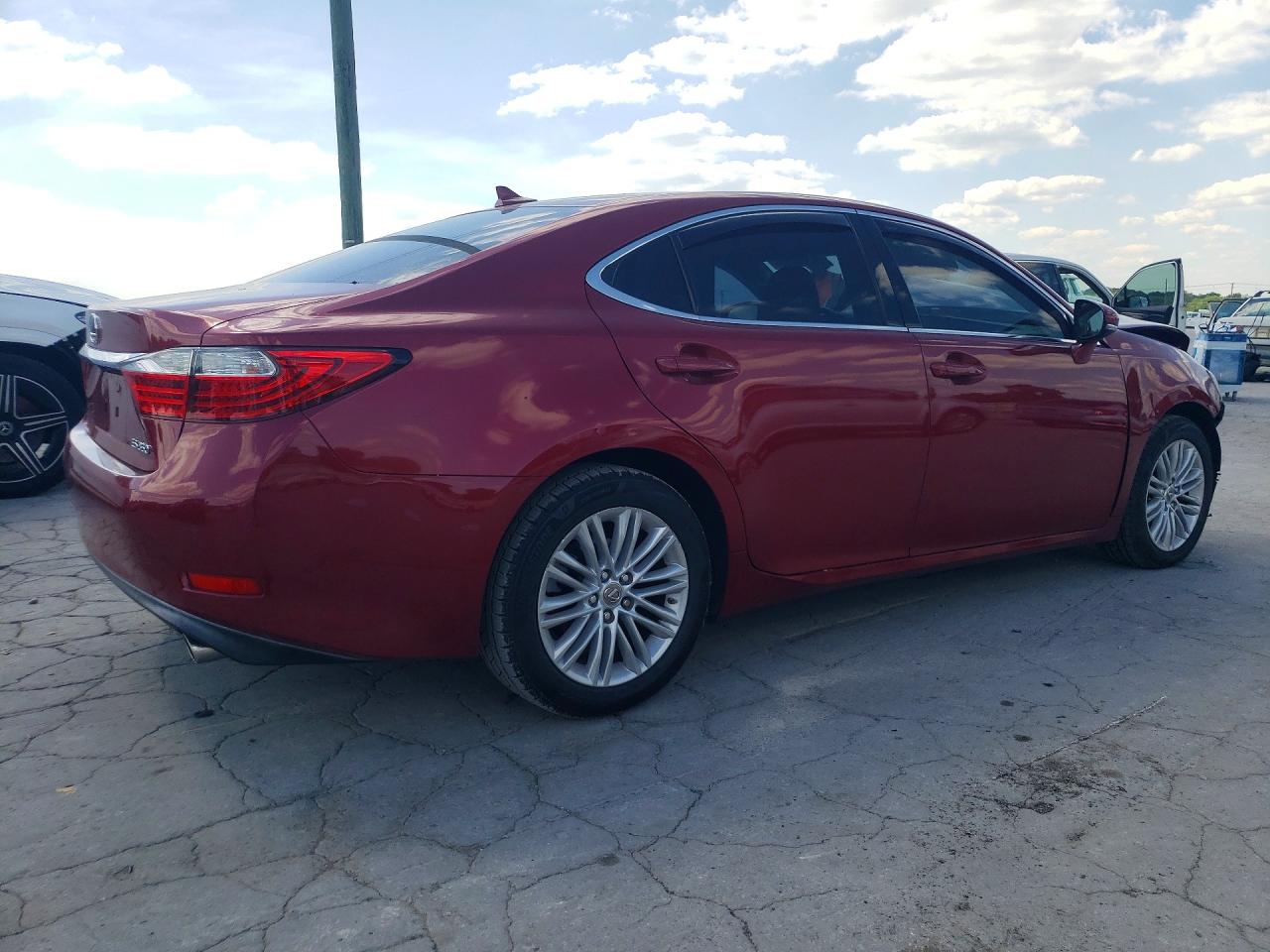 2014 Lexus Es 350 Luxury Red vin: JTHBK1GG9E2086446