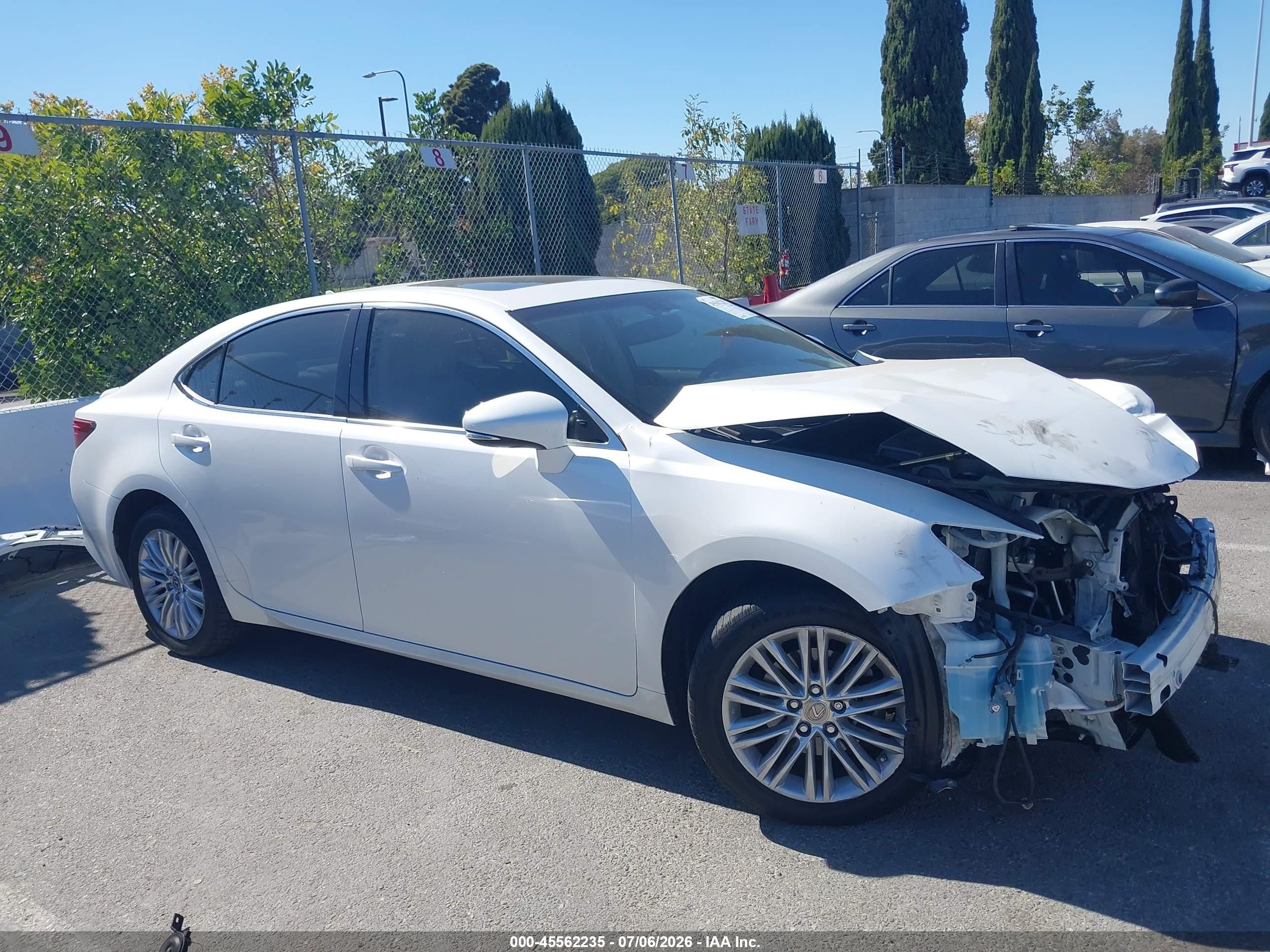 2014 Lexus Es 350   Белый vin: JTHBK1GG9E2122717