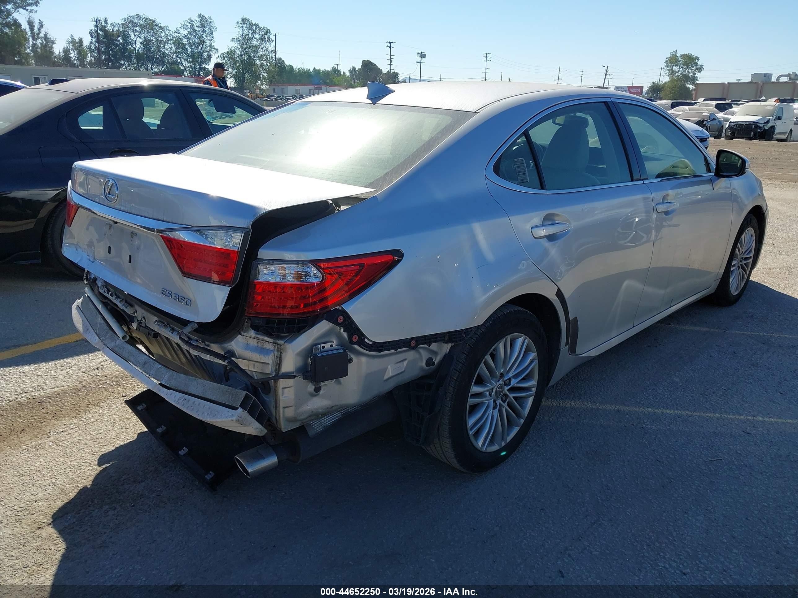 2015 Lexus Es 350   Silver vin: JTHBK1GG9F2154830