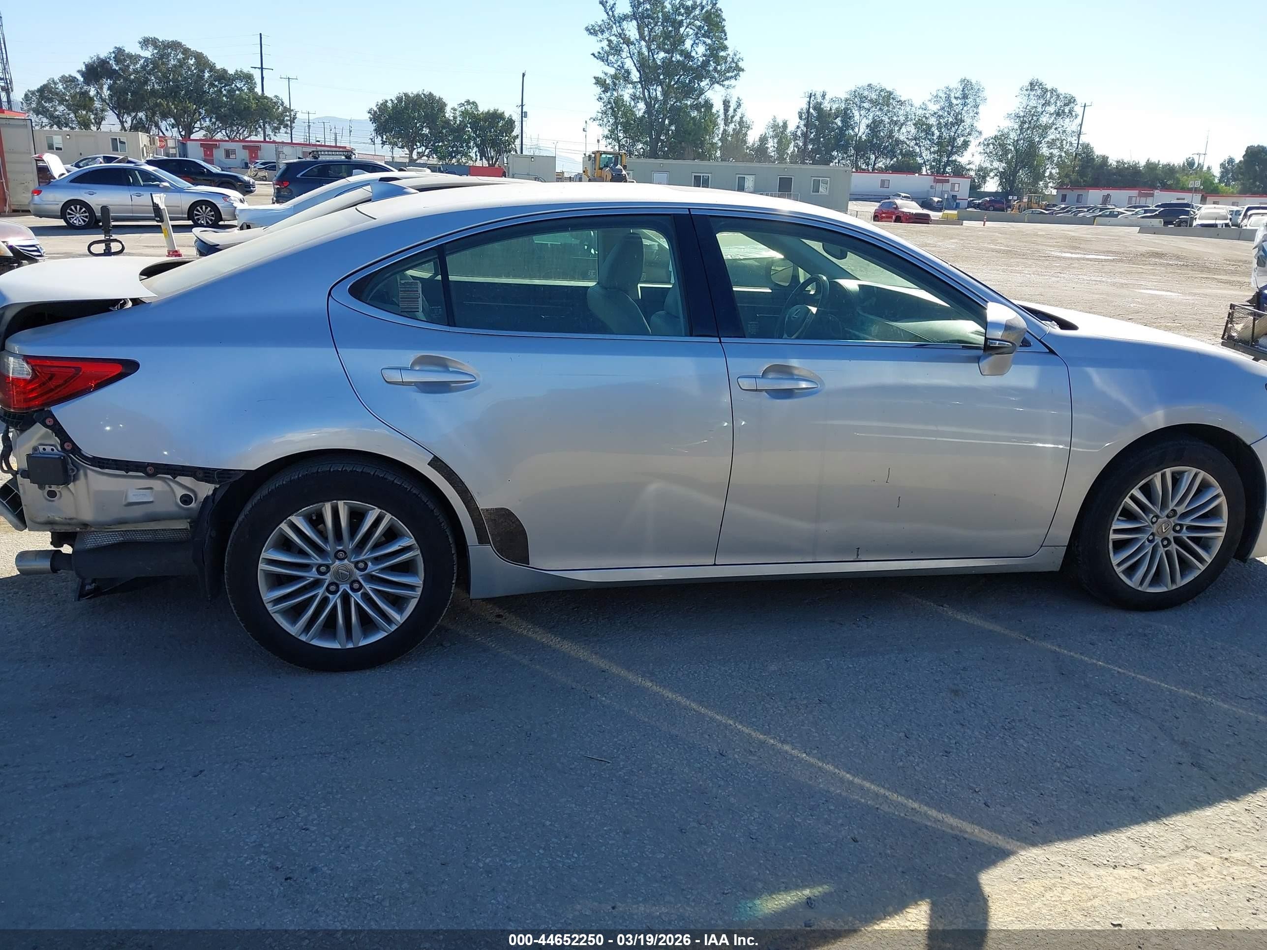 2015 Lexus Es 350   Silver vin: JTHBK1GG9F2154830