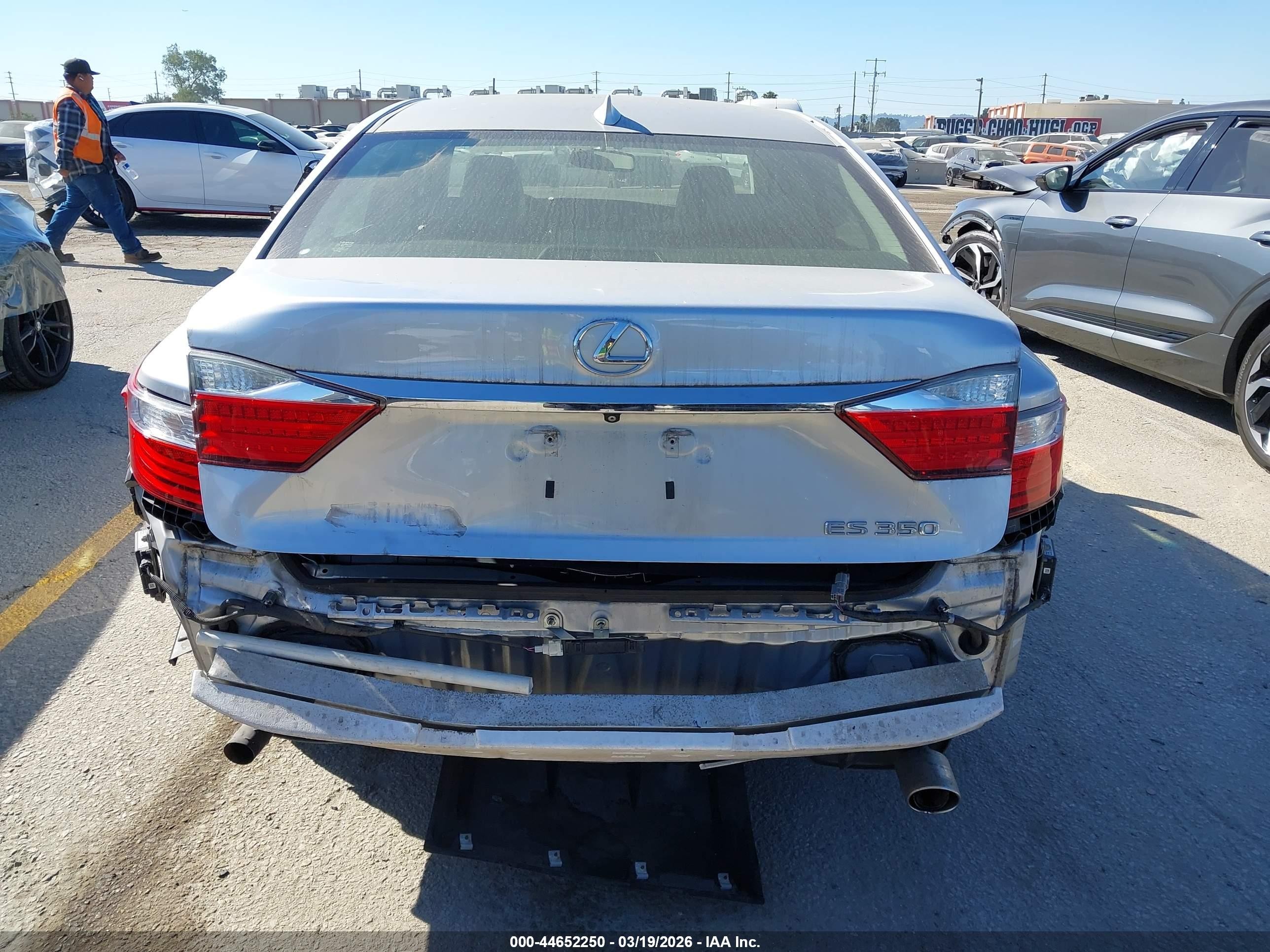 2015 Lexus Es 350   Silver vin: JTHBK1GG9F2154830