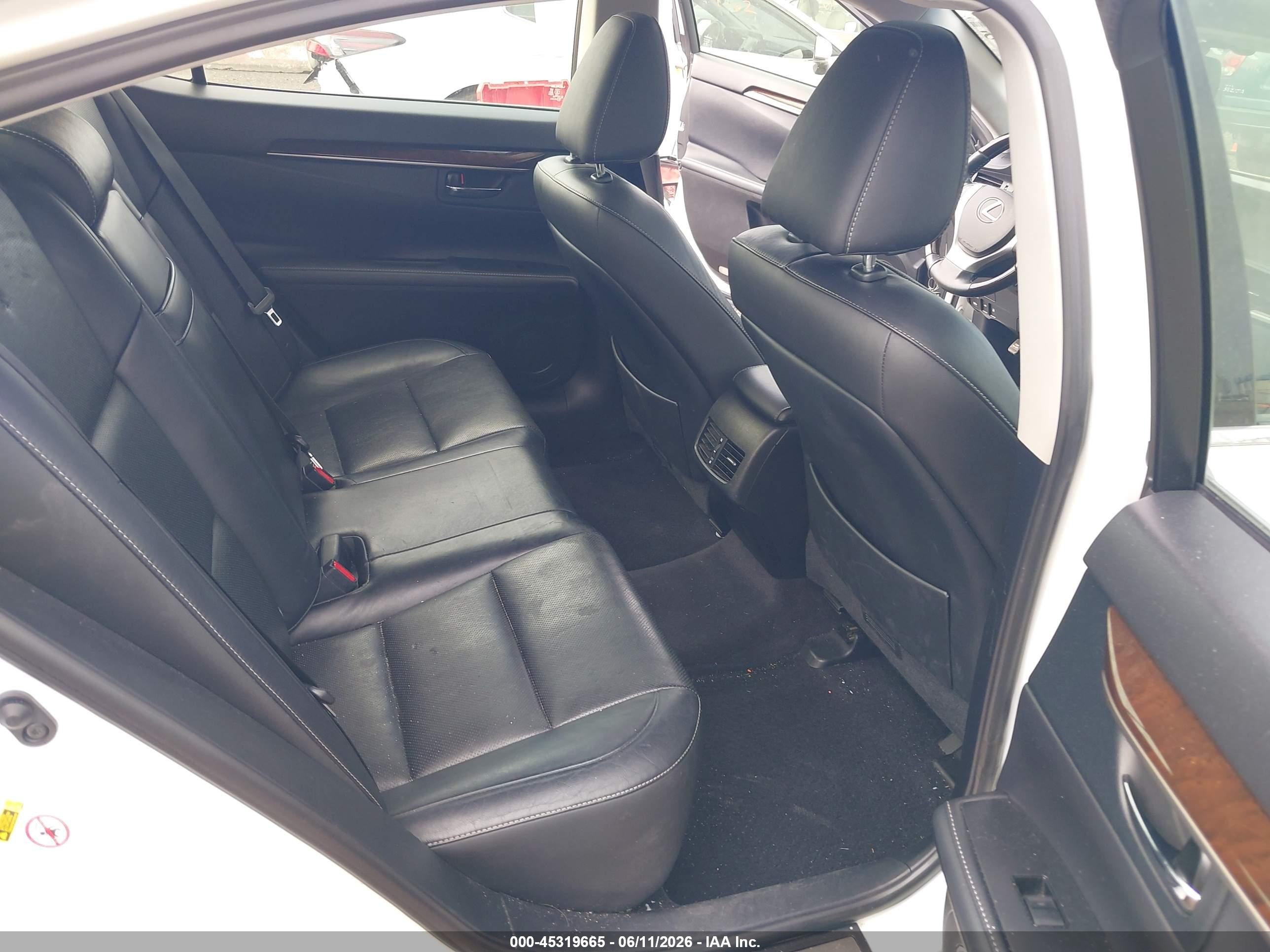 2015 Lexus Es 350   White vin: JTHBK1GG9F2160952