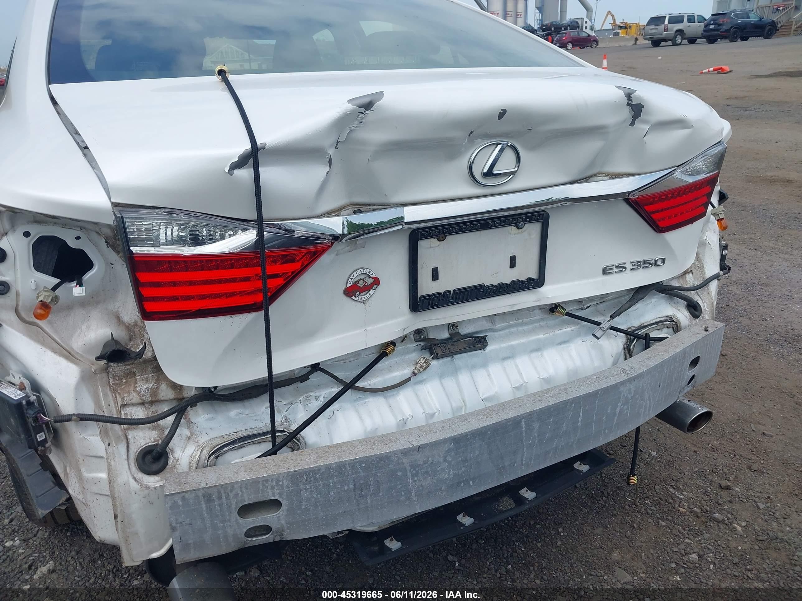 2015 Lexus Es 350   White vin: JTHBK1GG9F2160952