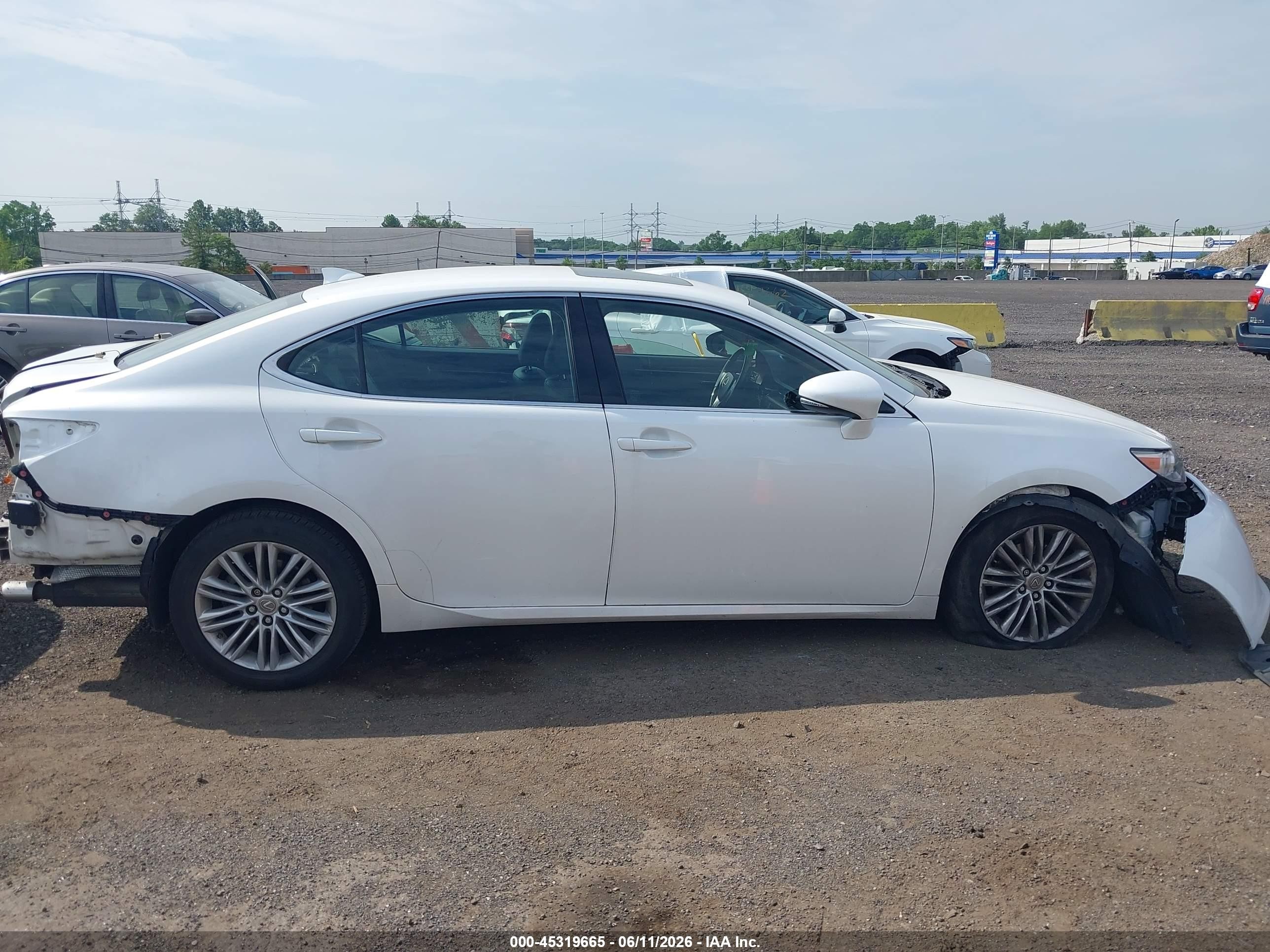 2015 Lexus Es 350   White vin: JTHBK1GG9F2160952