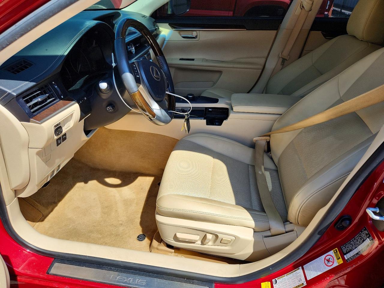 2015 Lexus Es 350 Red vin: JTHBK1GG9F2165391