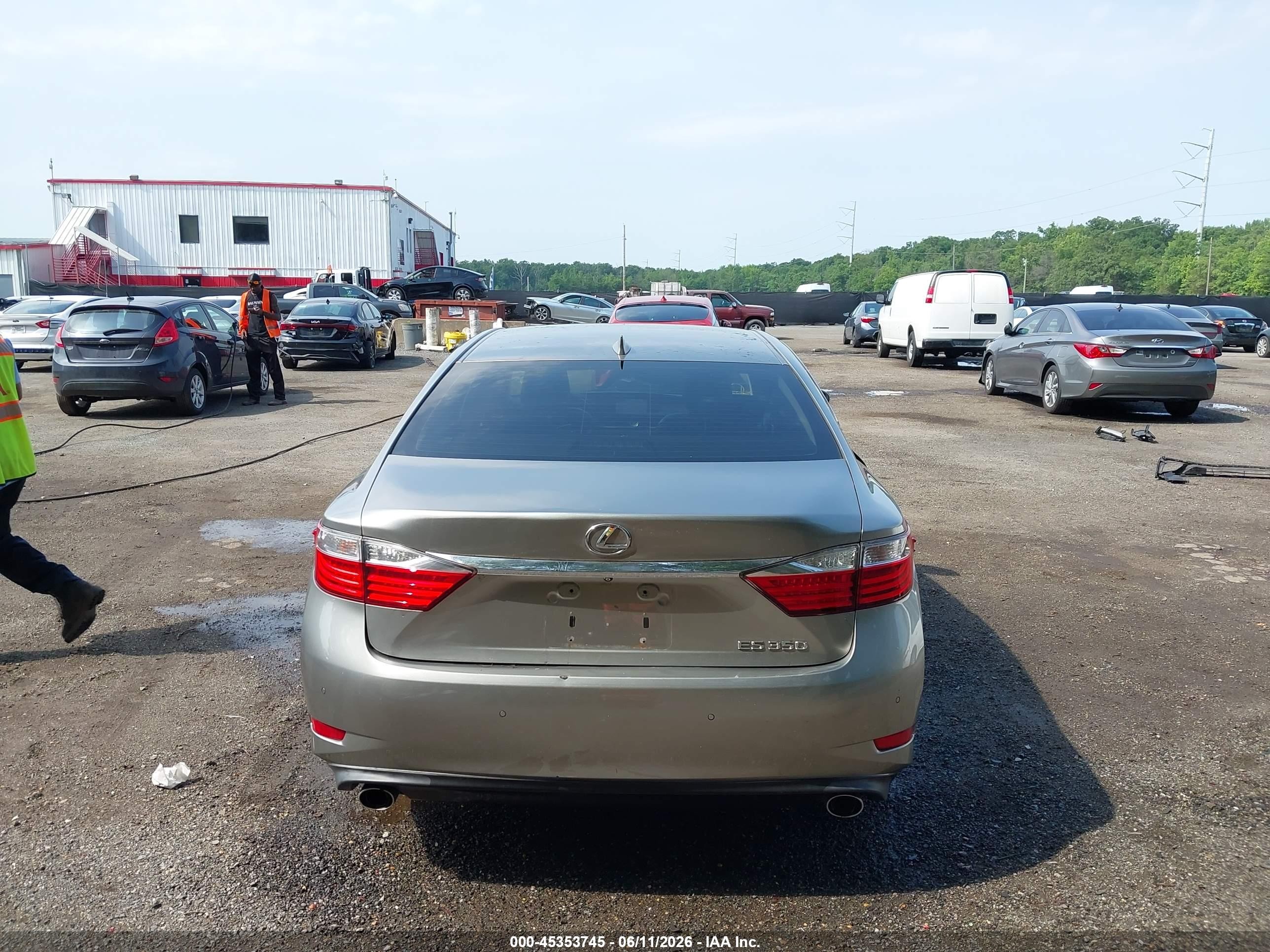 2015 Lexus Es 350   Gold vin: JTHBK1GG9F2165830