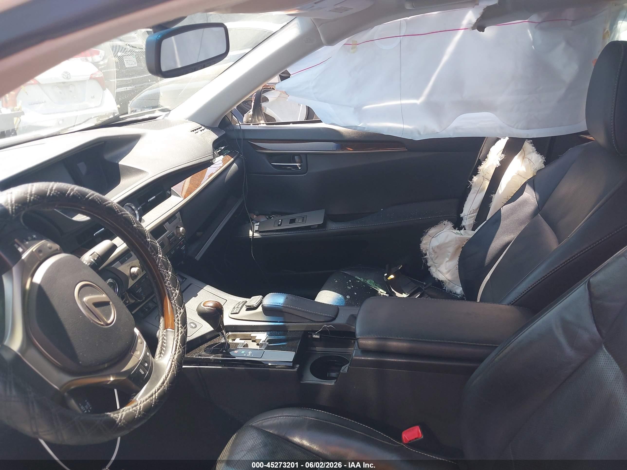 2015 Lexus Es 350   White vin: JTHBK1GG9F2174625