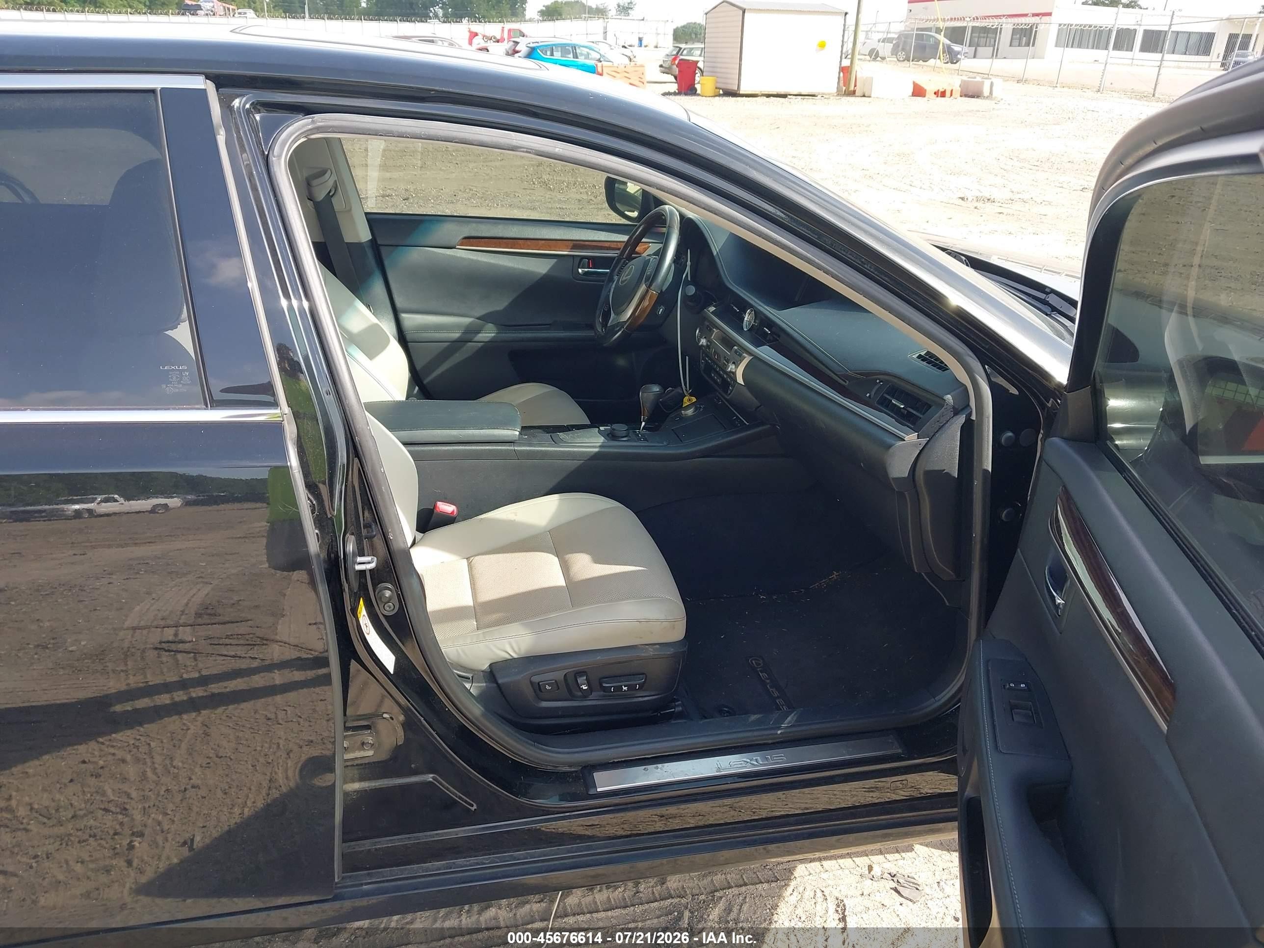 2015 Lexus Es 350   Black vin: JTHBK1GG9F2198441