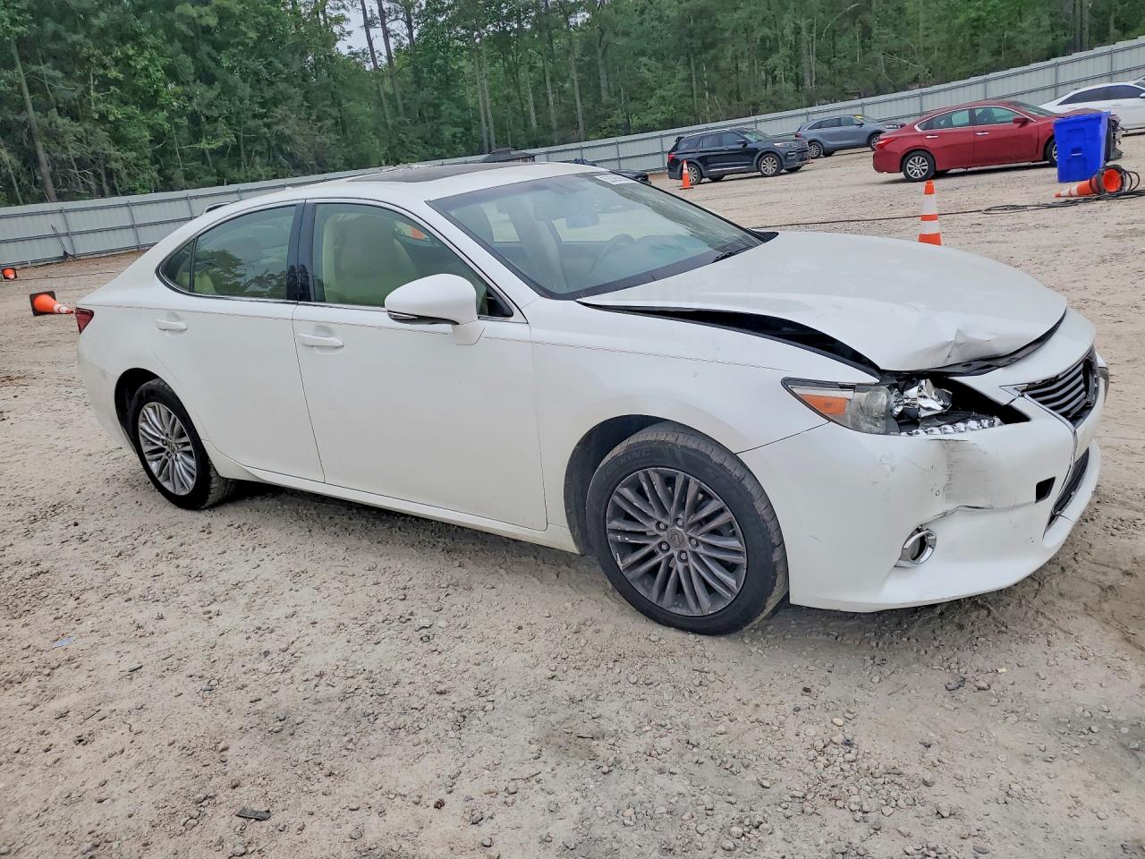 2013 Lexus Es 350 White vin: JTHBK1GGXD2071288