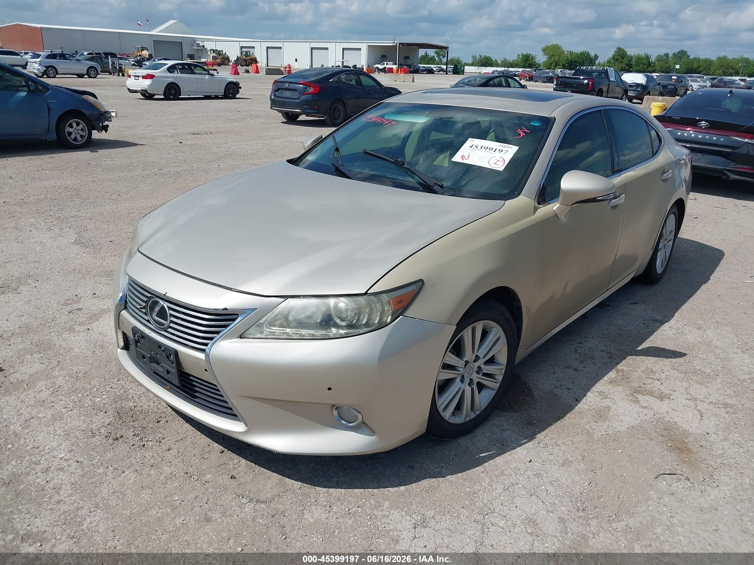 2013 Lexus Es 350   Золотой vin: JTHBK1GGXD2072392