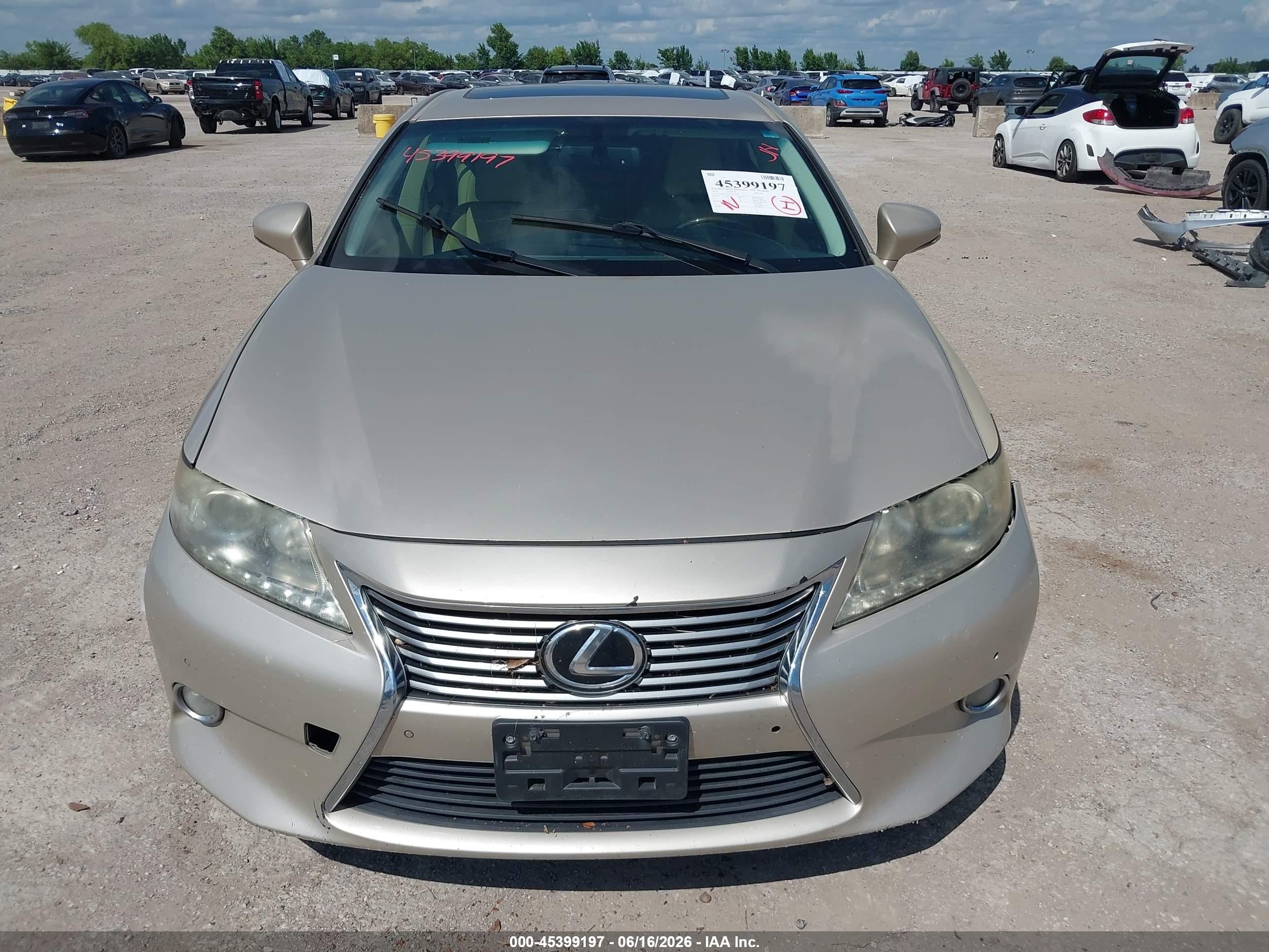 2013 Lexus Es 350   Золотой vin: JTHBK1GGXD2072392