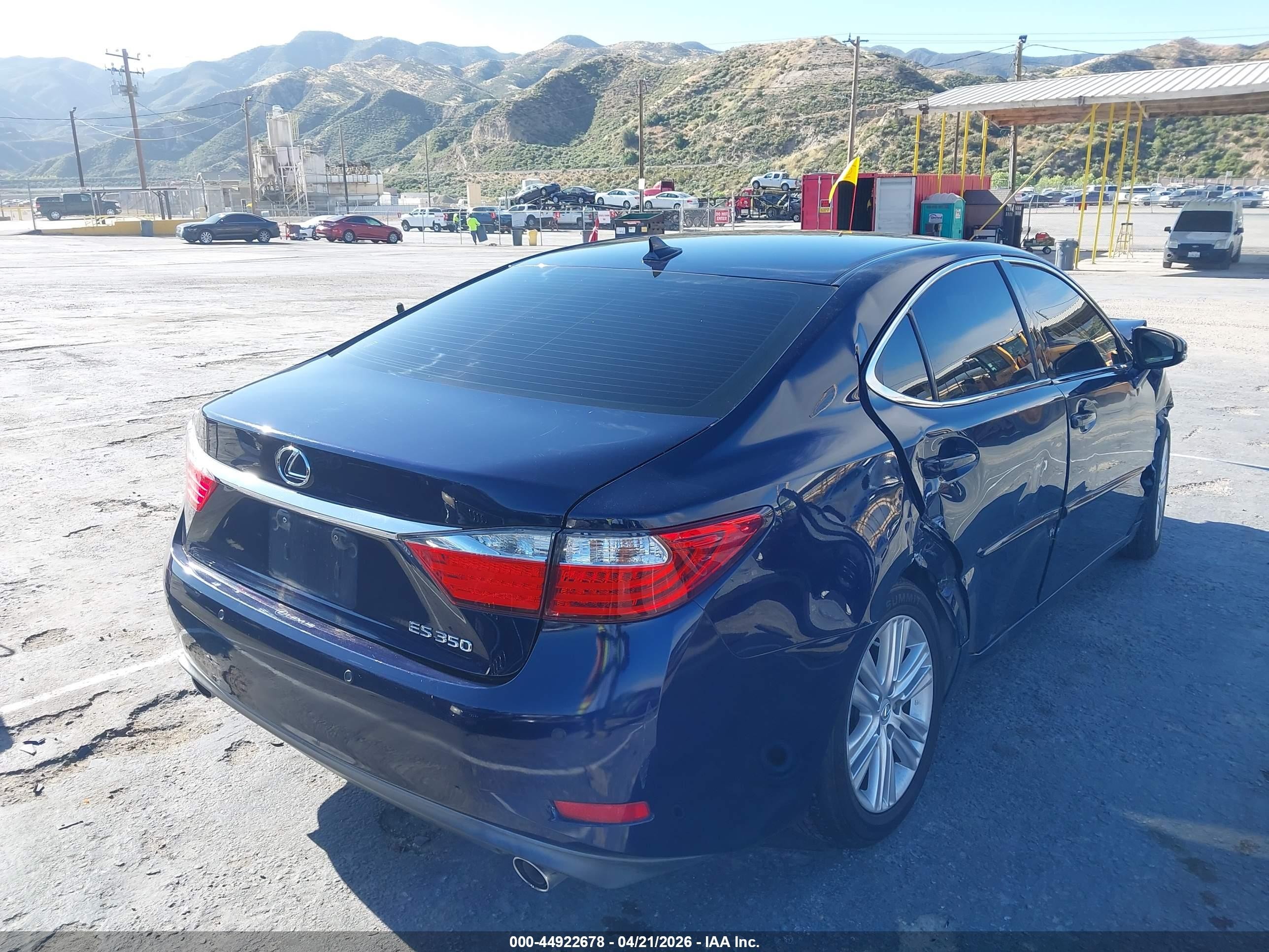 2014 Lexus Es 350 Blue vin: JTHBK1GGXE2109913