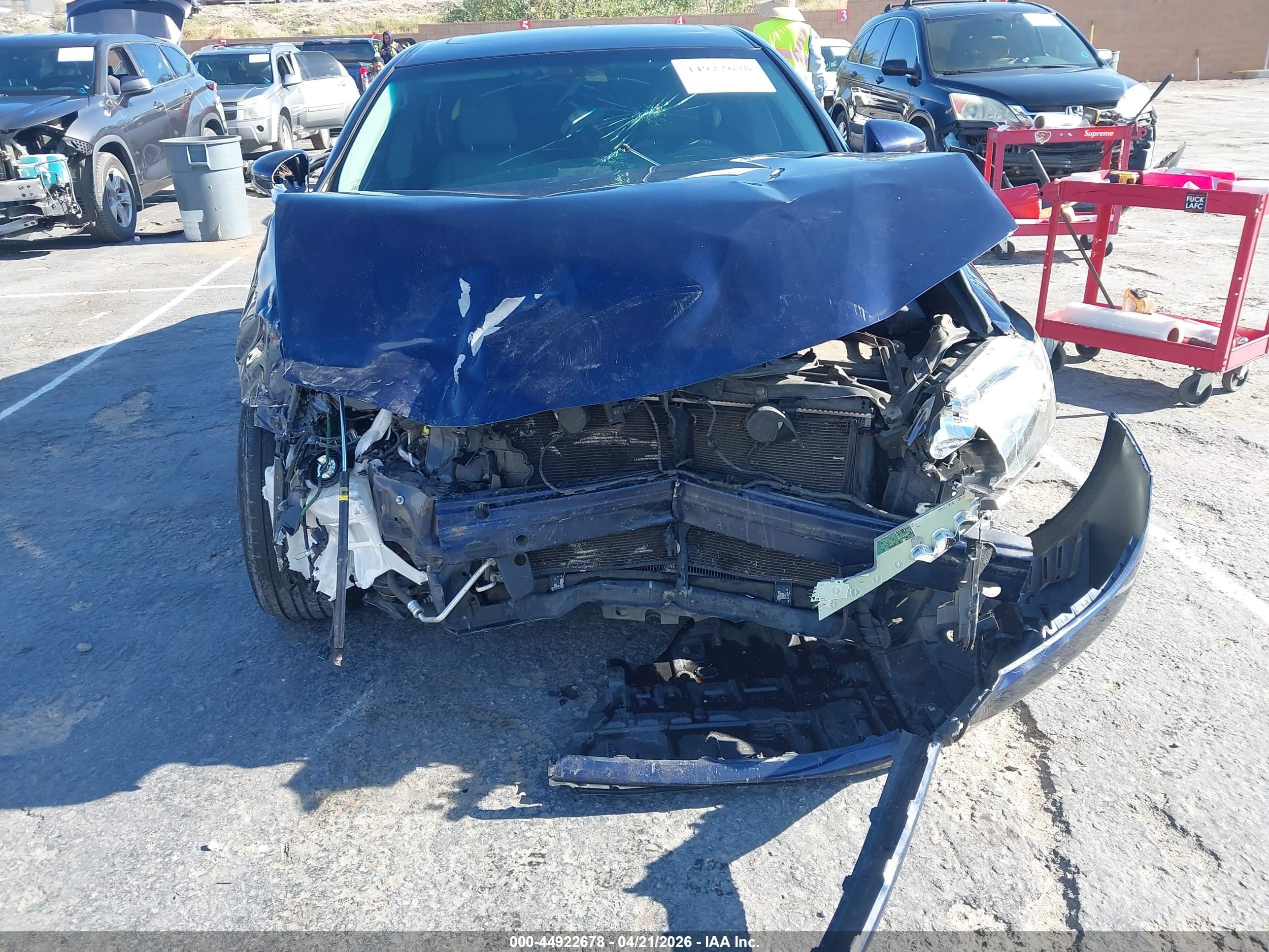 2014 Lexus Es 350 Blue vin: JTHBK1GGXE2109913