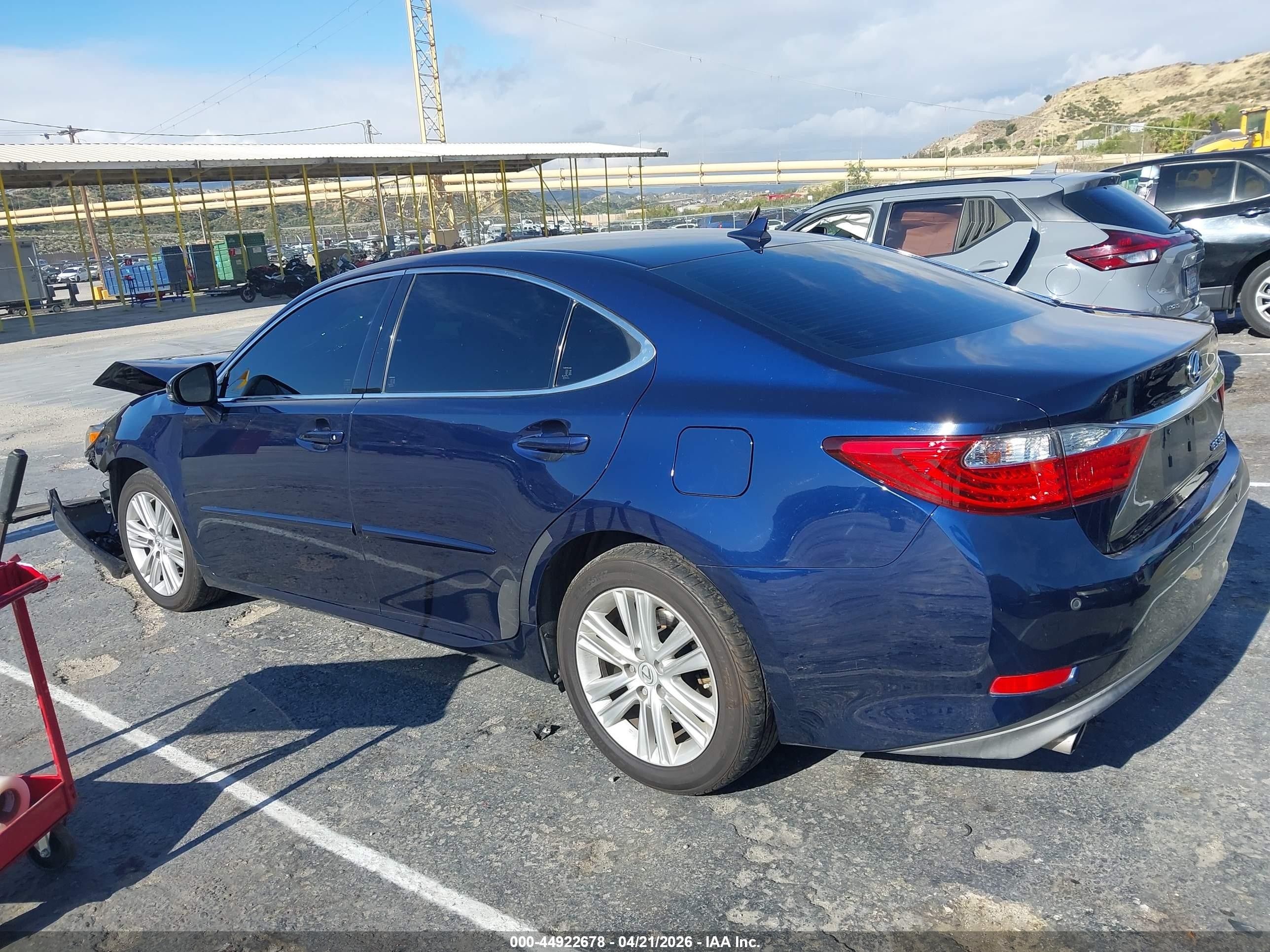 2014 Lexus Es 350 Blue vin: JTHBK1GGXE2109913