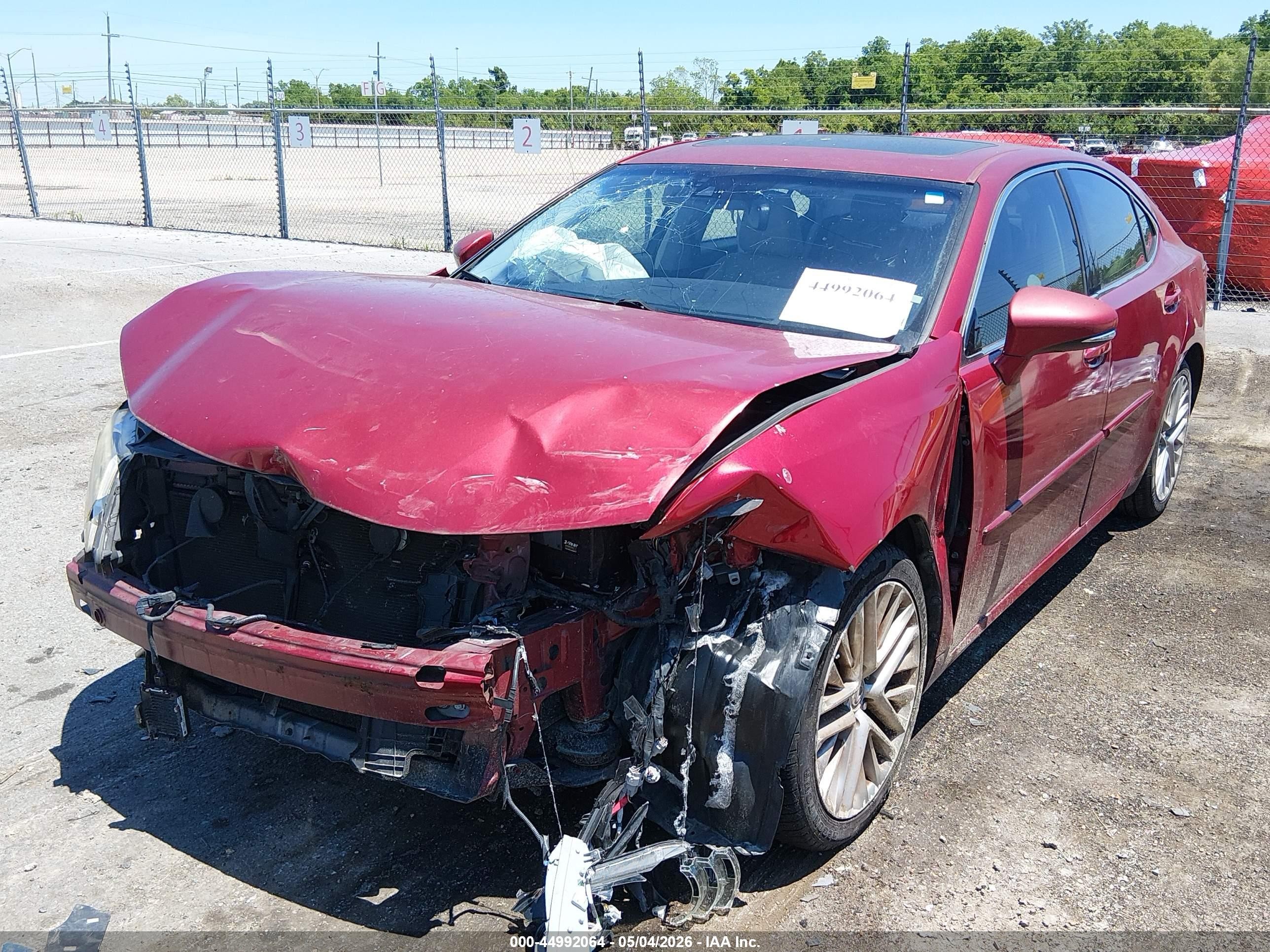 2014 Lexus Es 350   Red vin: JTHBK1GGXE2119972