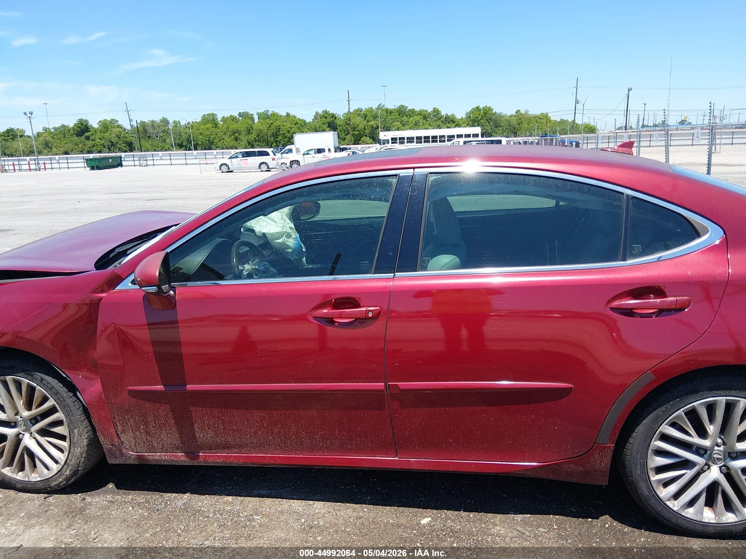 2014 Lexus Es 350   Red vin: JTHBK1GGXE2119972