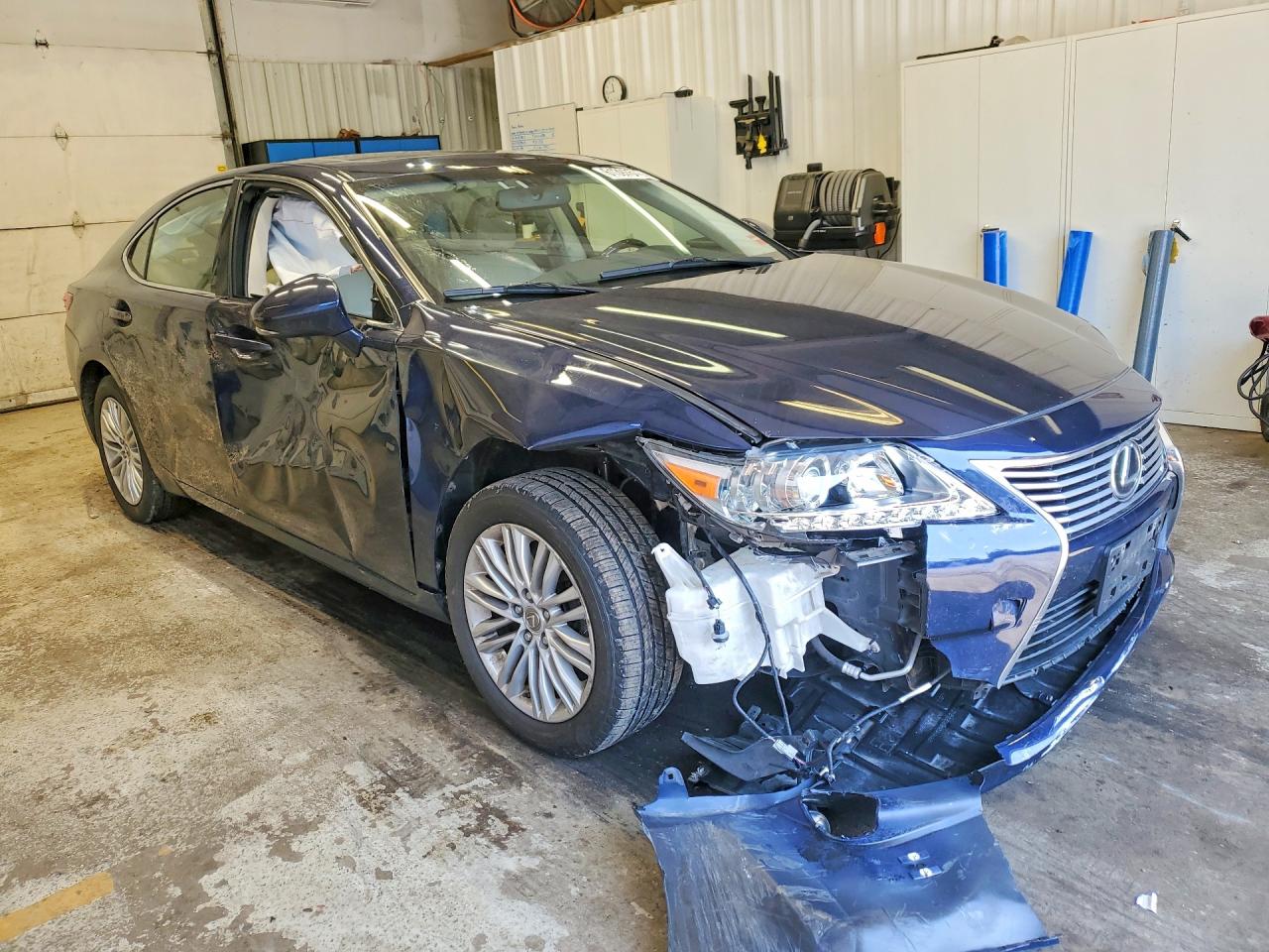2015 Lexus Es 350 Blue vin: JTHBK1GGXF2158188