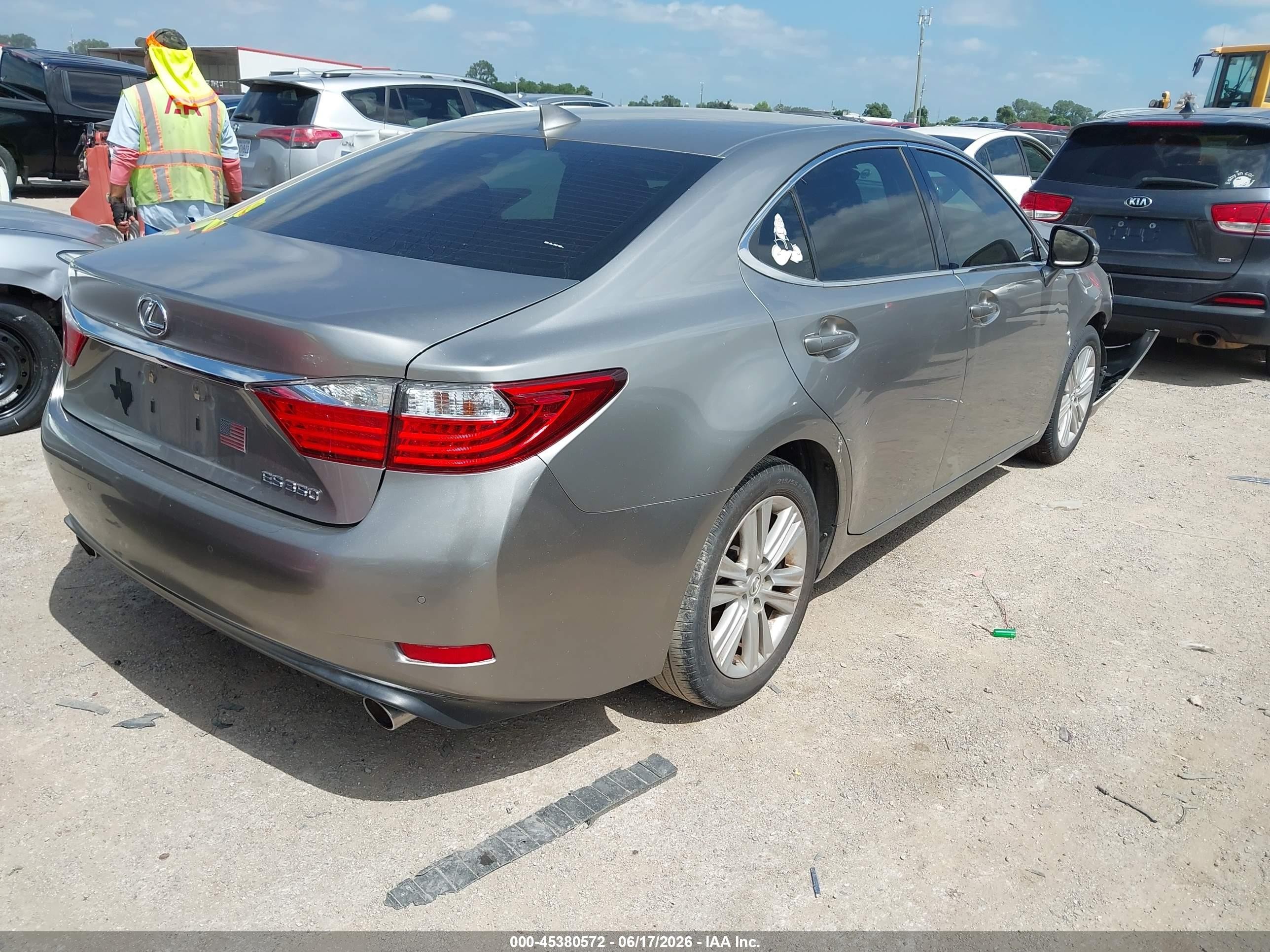 2015 Lexus Es 350   Silver vin: JTHBK1GGXF2160992