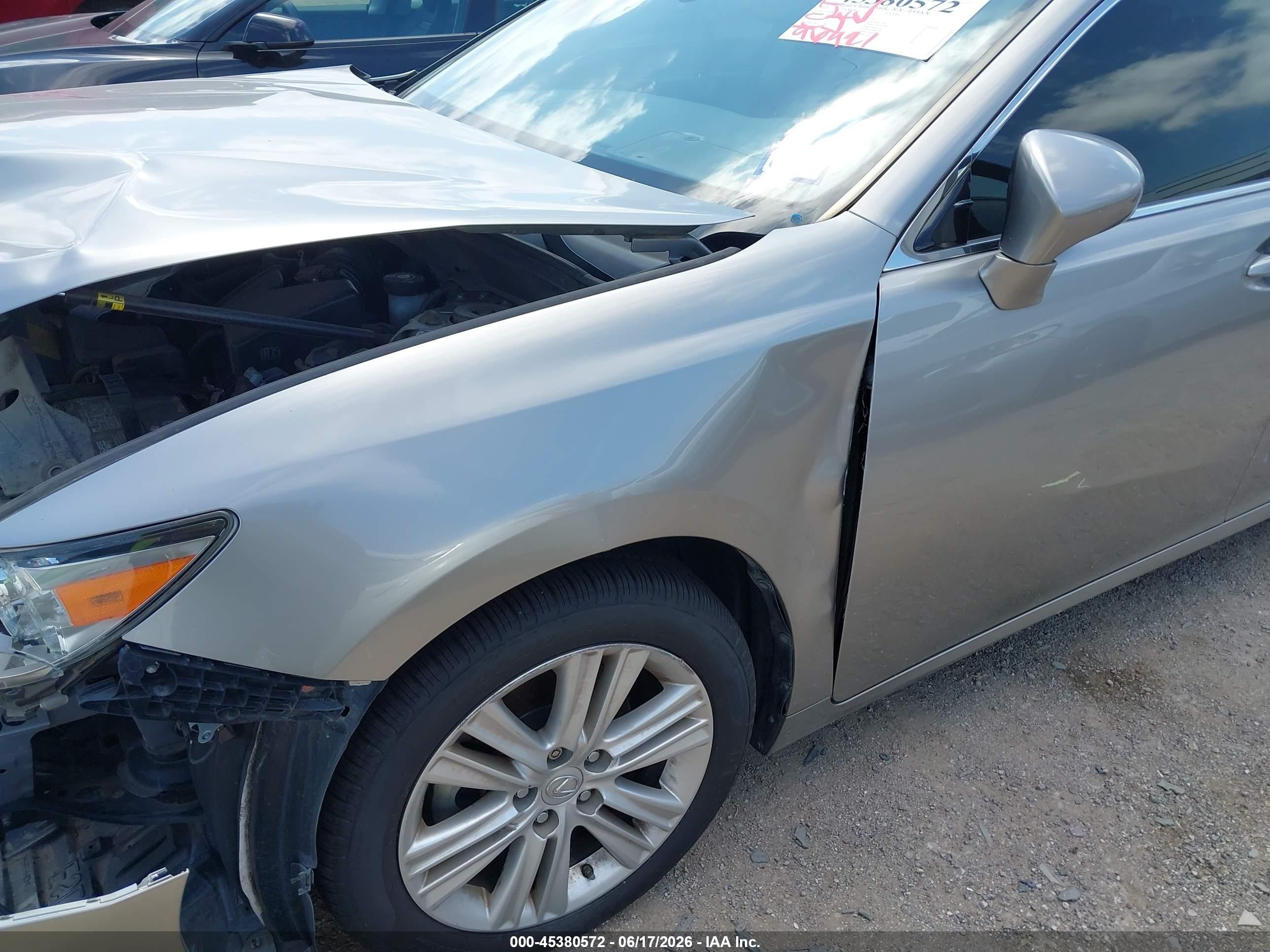 2015 Lexus Es 350   Silver vin: JTHBK1GGXF2160992