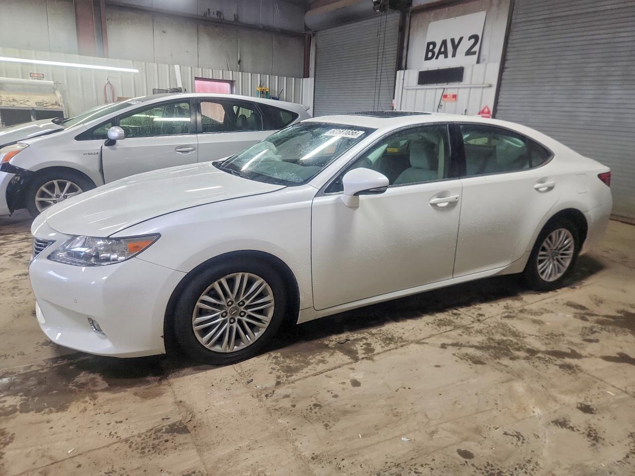 2015 Lexus Es 350 White vin: JTHBK1GGXF2184516