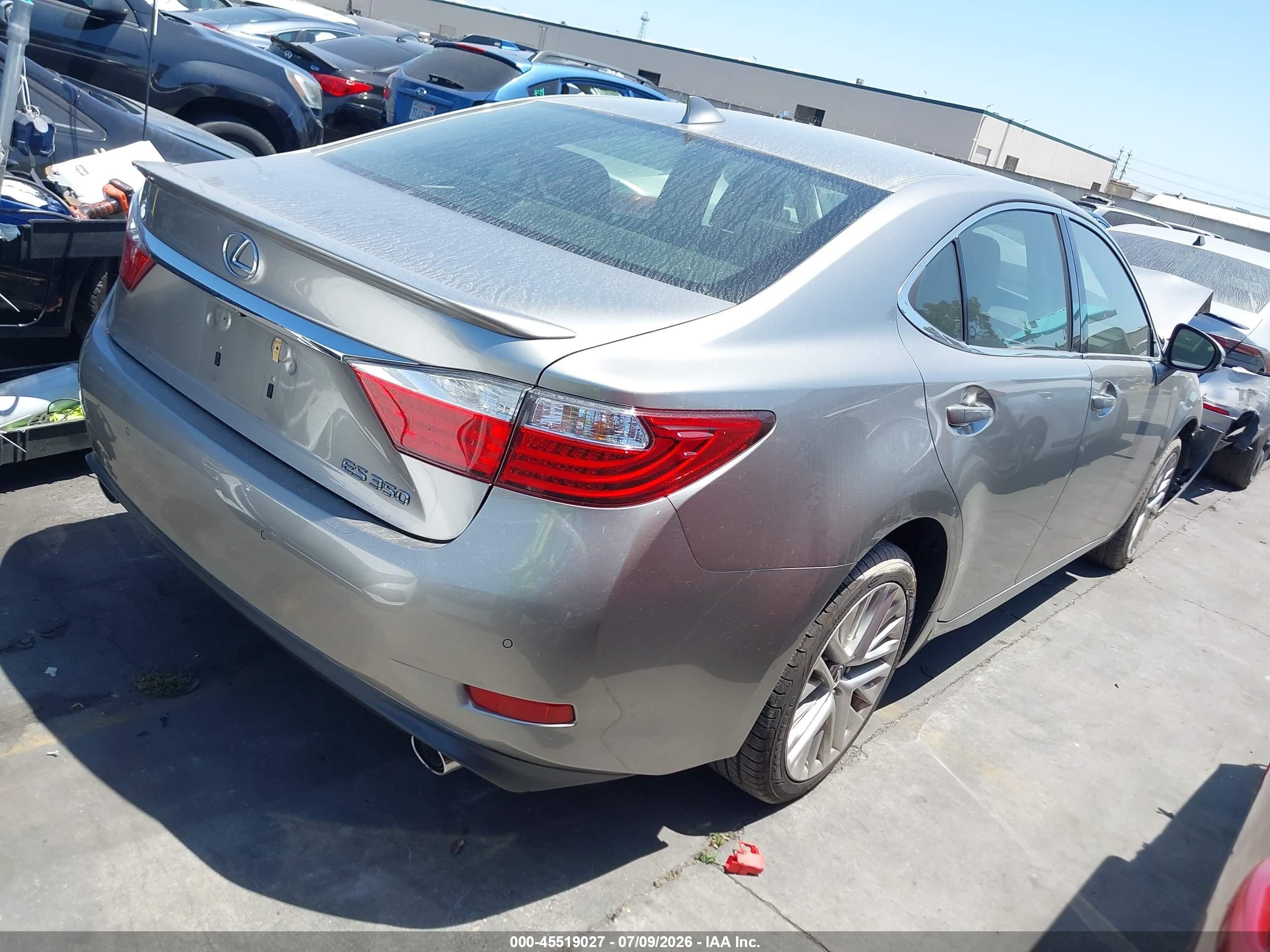2015 Lexus Es 350   Silver vin: JTHBK1GGXF2188243