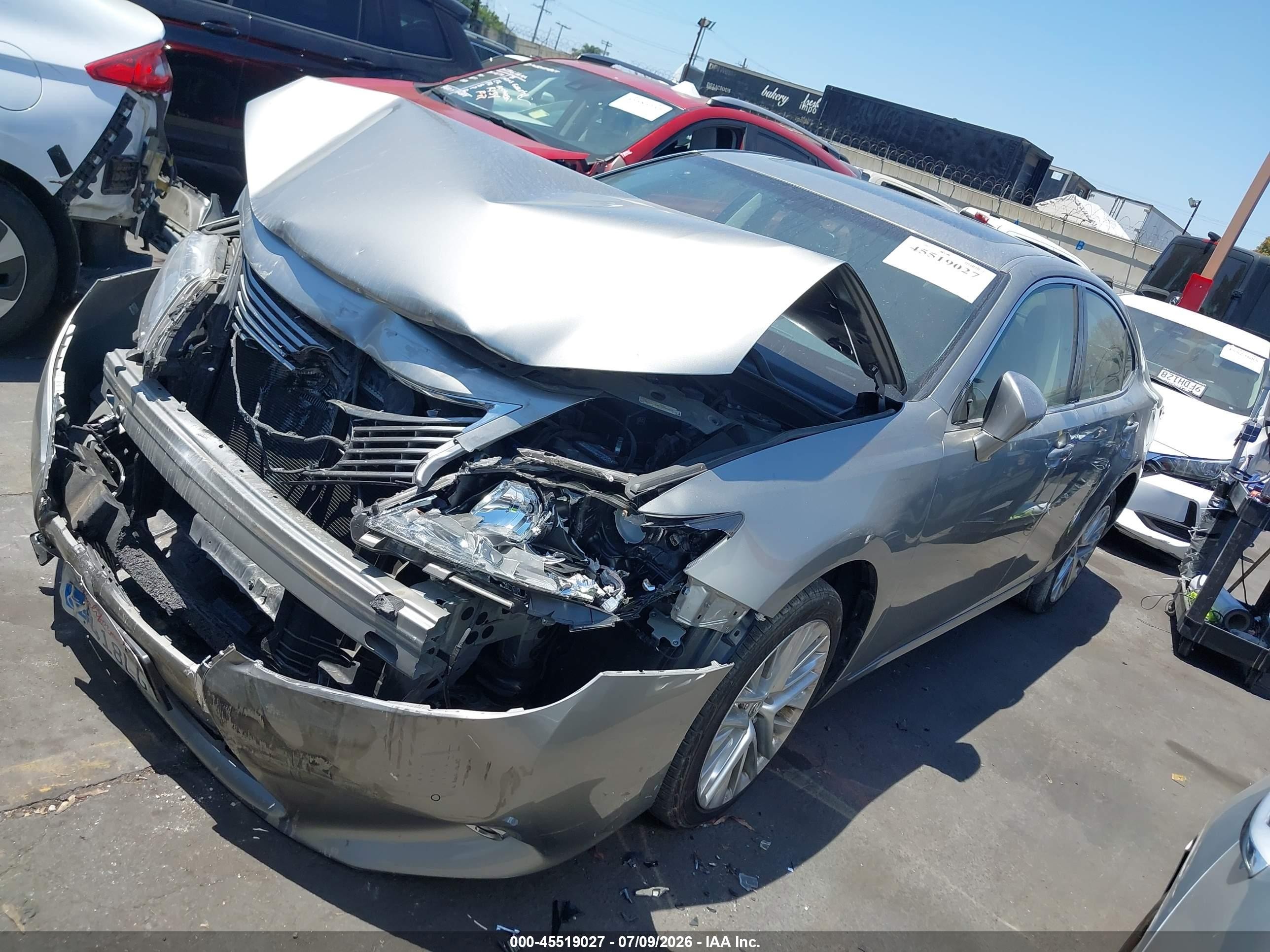 2015 Lexus Es 350   Silver vin: JTHBK1GGXF2188243