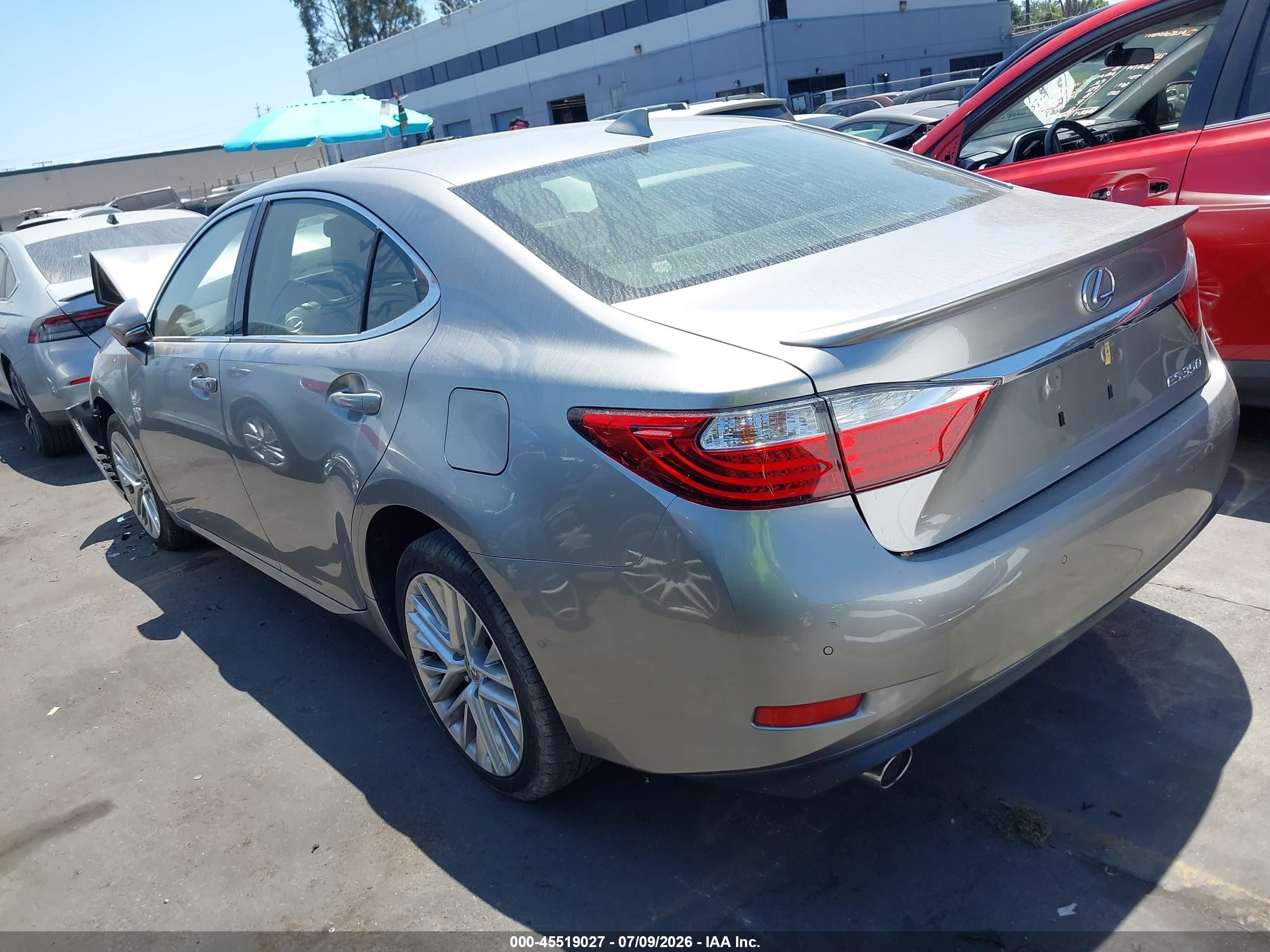 2015 Lexus Es 350   Silver vin: JTHBK1GGXF2188243