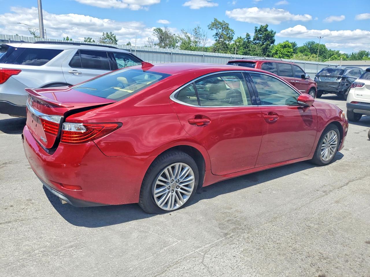 2015 Lexus Es 350 Красный vin: JTHBK1GGXF2205753