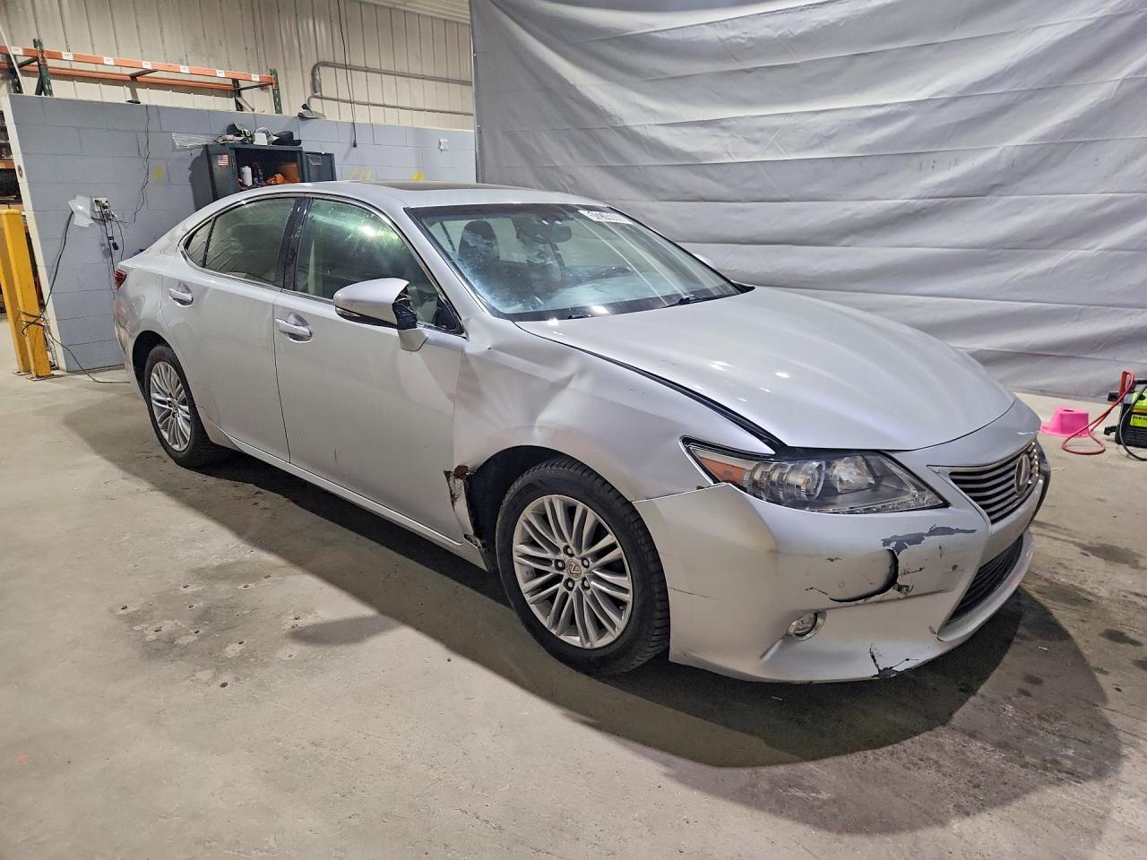 2015 Lexus Es 350 Silver vin: JTHBK1GGXF2207244