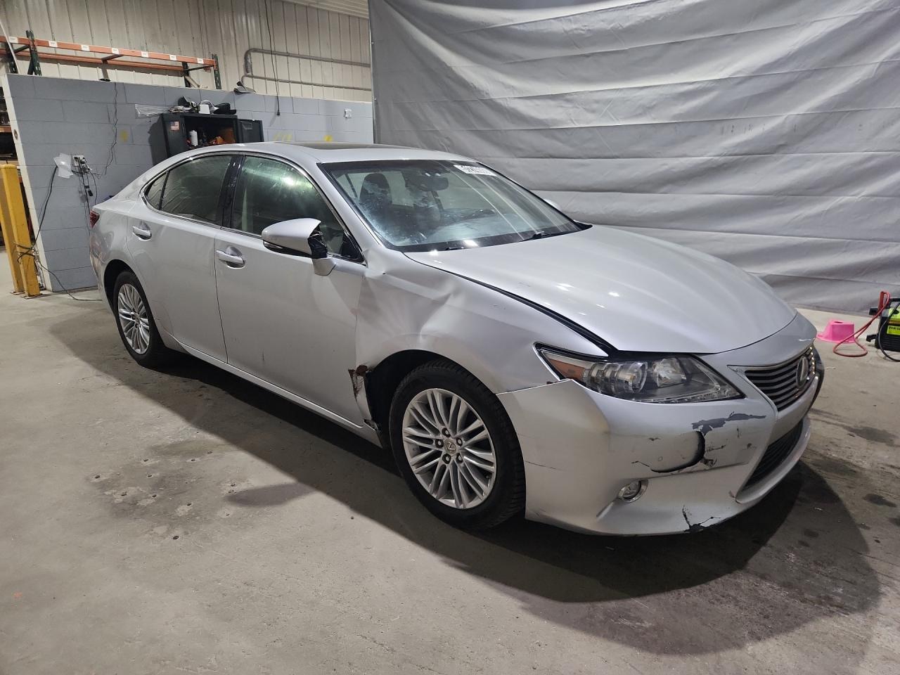 2015 Lexus Es 350 Silver vin: JTHBK1GGXF2207244 Damage: Hood, Misaligned, Repair Required
