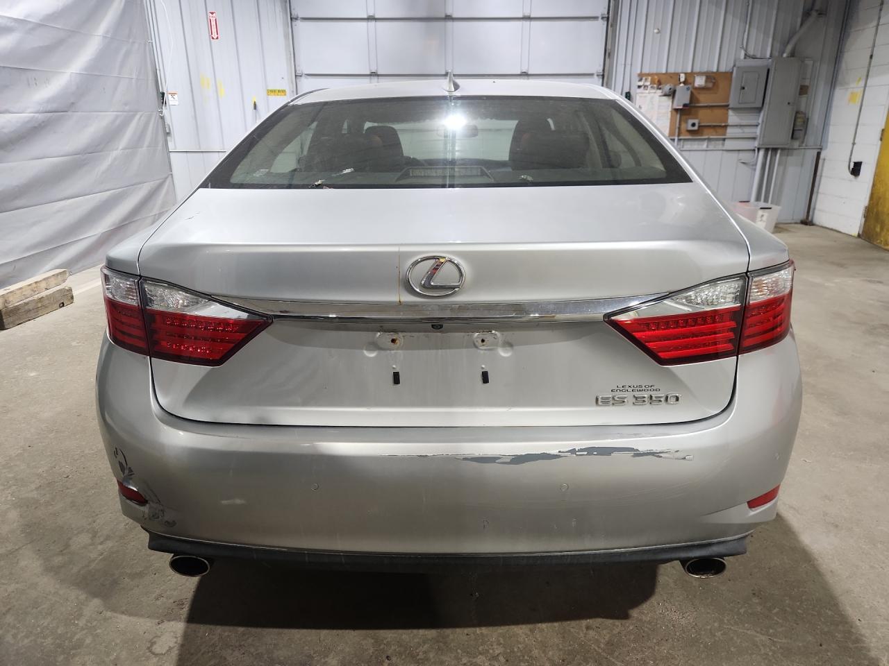 2015 Lexus Es 350 Silver vin: JTHBK1GGXF2207244 Damage: Deck Lid, Heavy Scratch, 4 To 5 Inches
