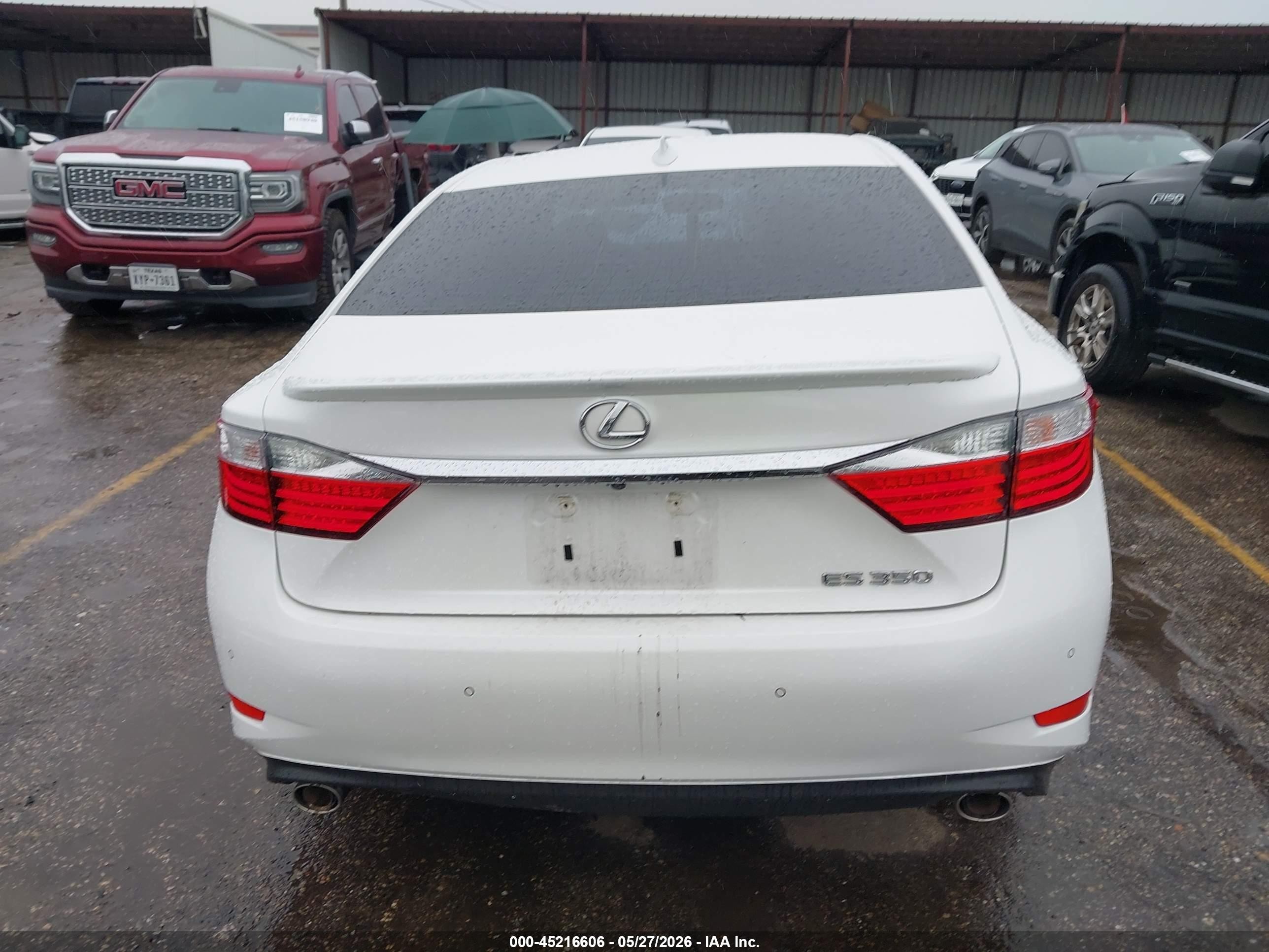 2015 Lexus Es 350   White vin: JTHBK1GGXF2207597