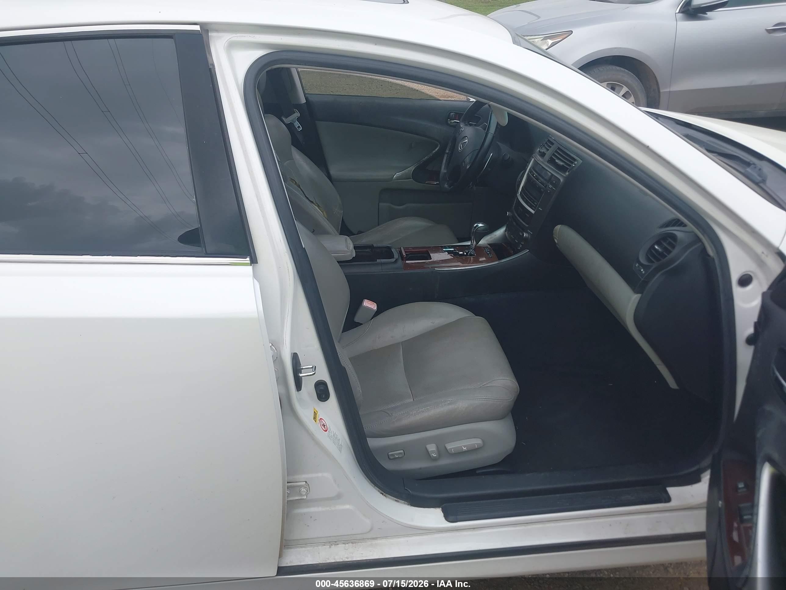 2008 Lexus Is 250   White vin: JTHBK262085076595