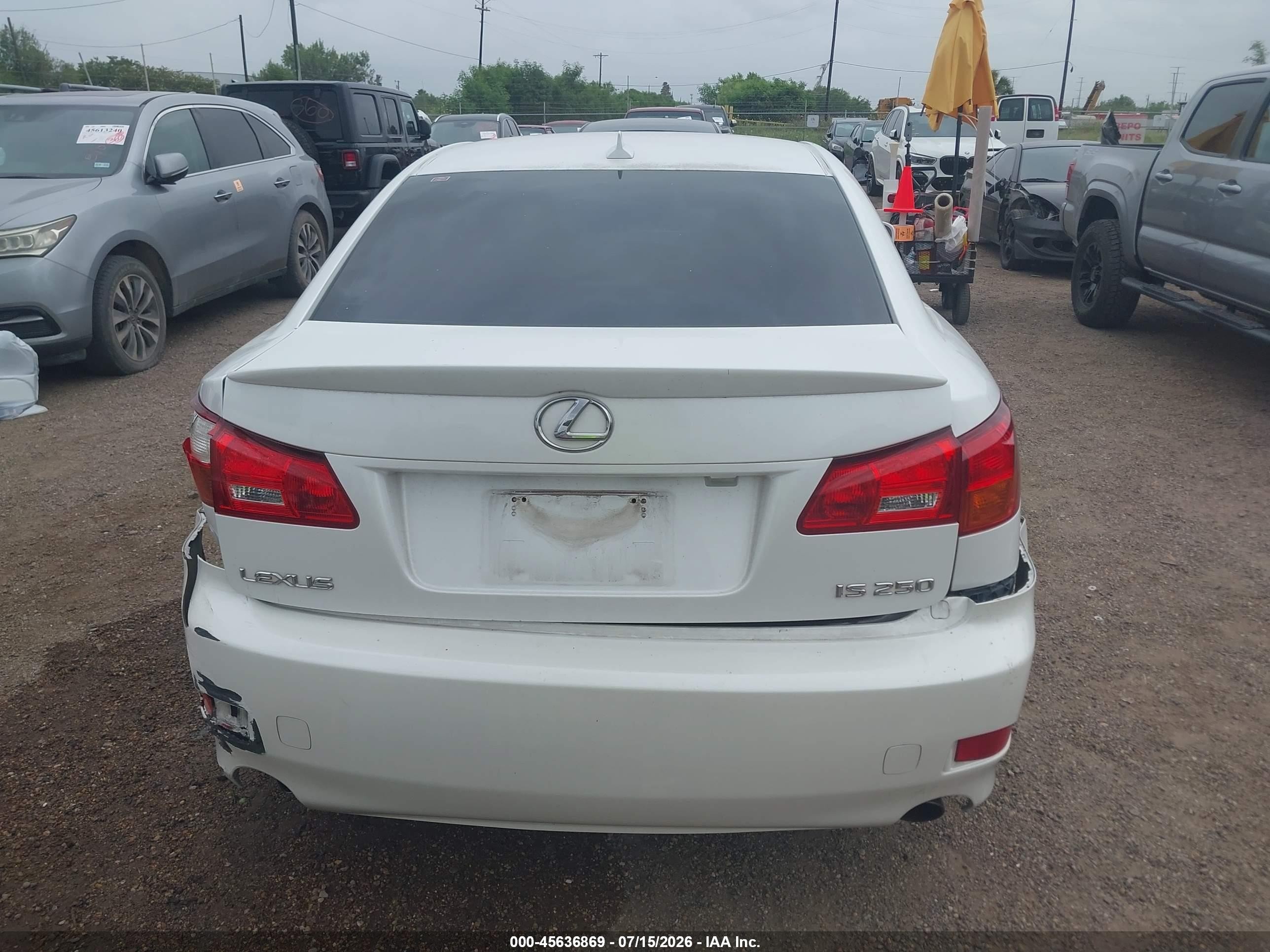 2008 Lexus Is 250   White vin: JTHBK262085076595